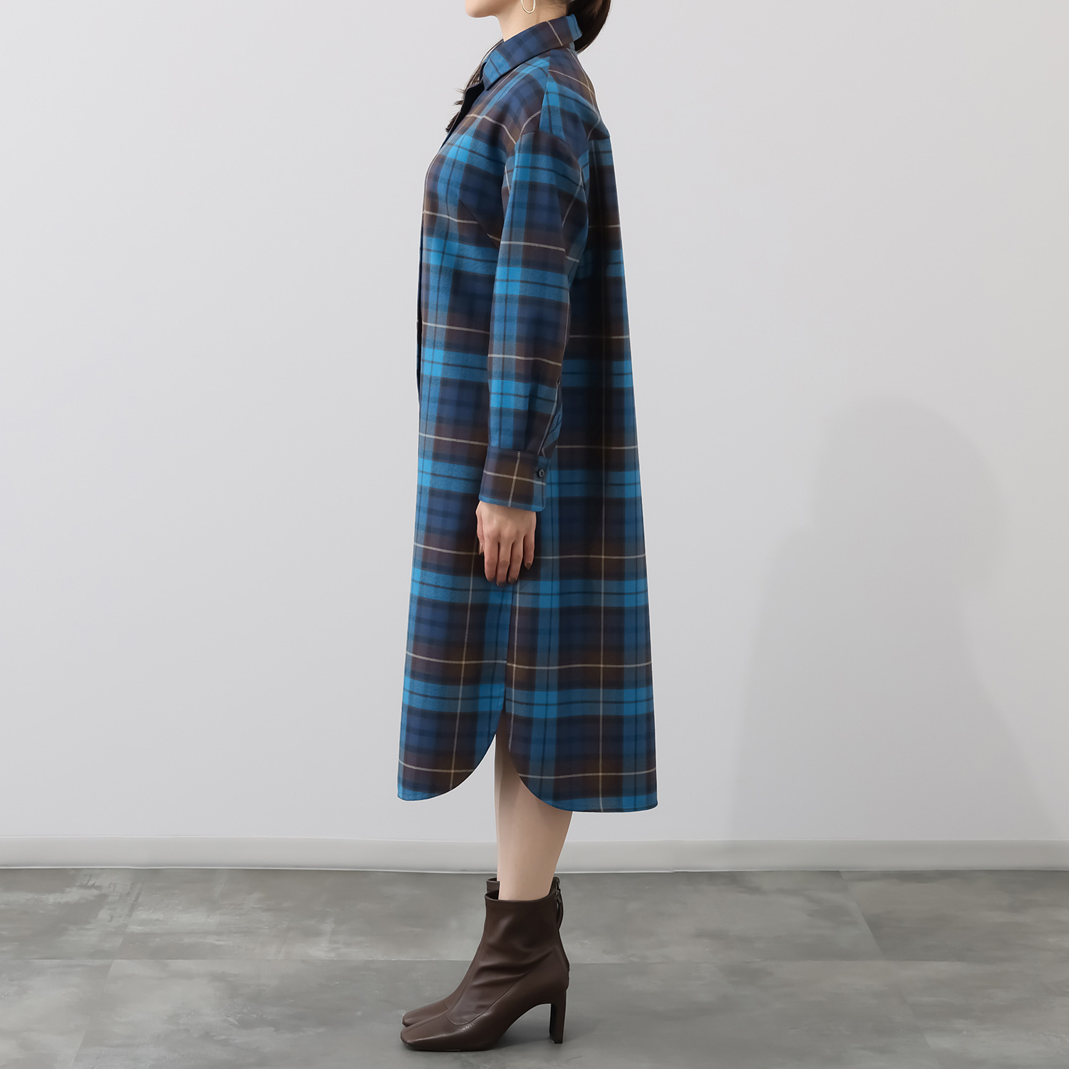 アズイズ　ビーマイセルフ バイ　ネイチャーズ ロキャロン タータンチェック シャツドレス