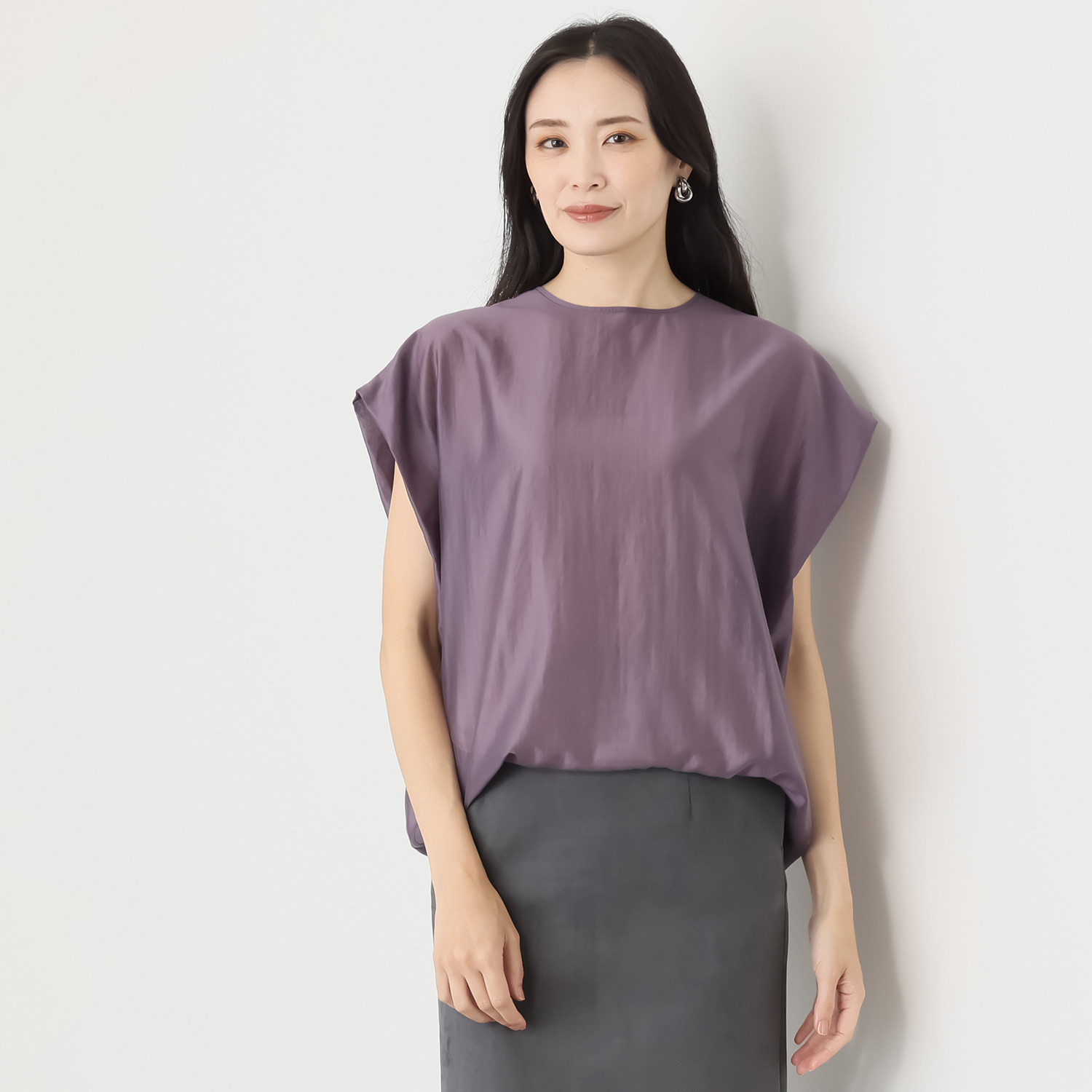 アキ　オザワ 余白をまとう フォルムで魅せる 品格ブラウス “ＨＩＲＯ”