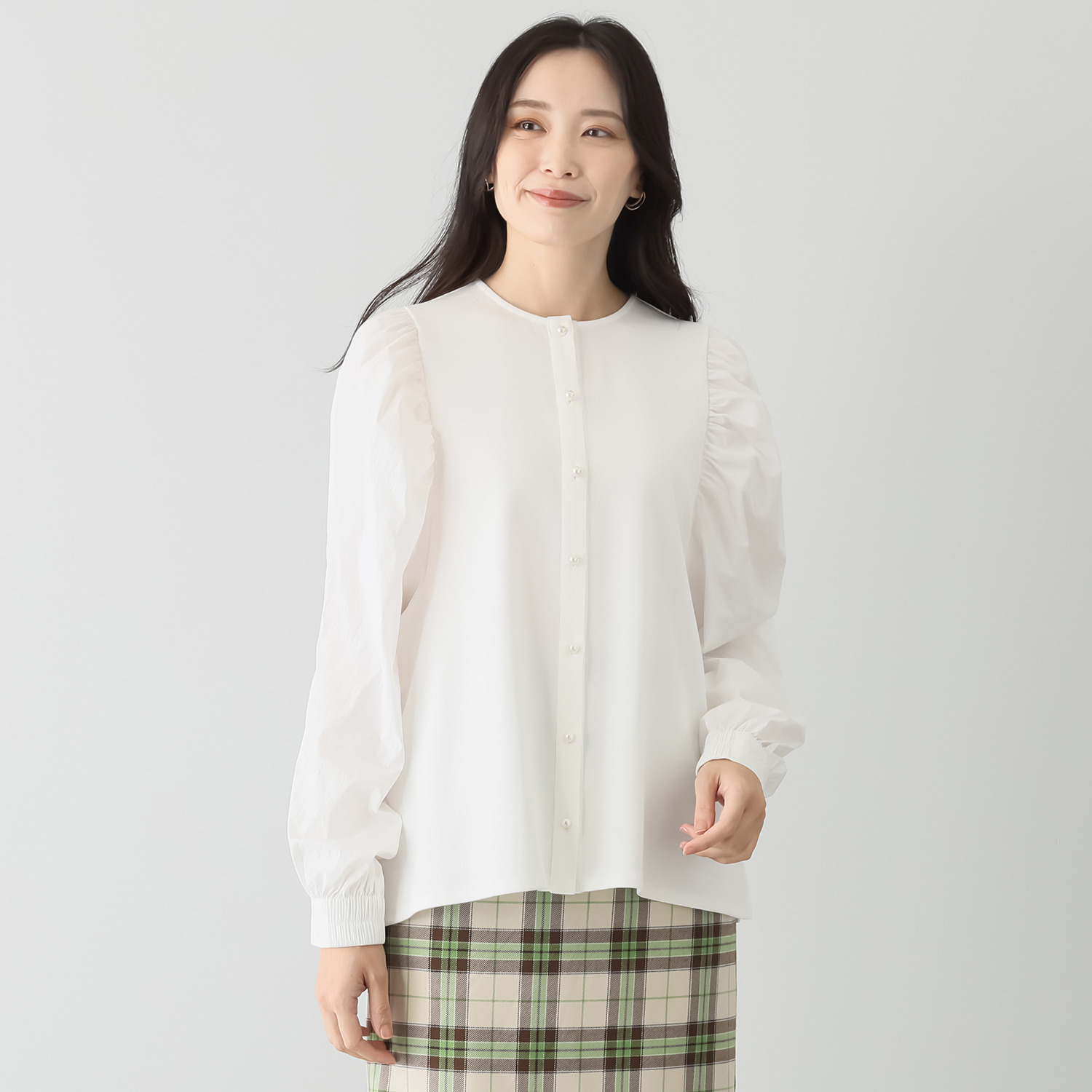 アキ　オザワ おうち時間もお出かけも 気分高める ２ウェイプルオーバー “ＫＩＨＯ”