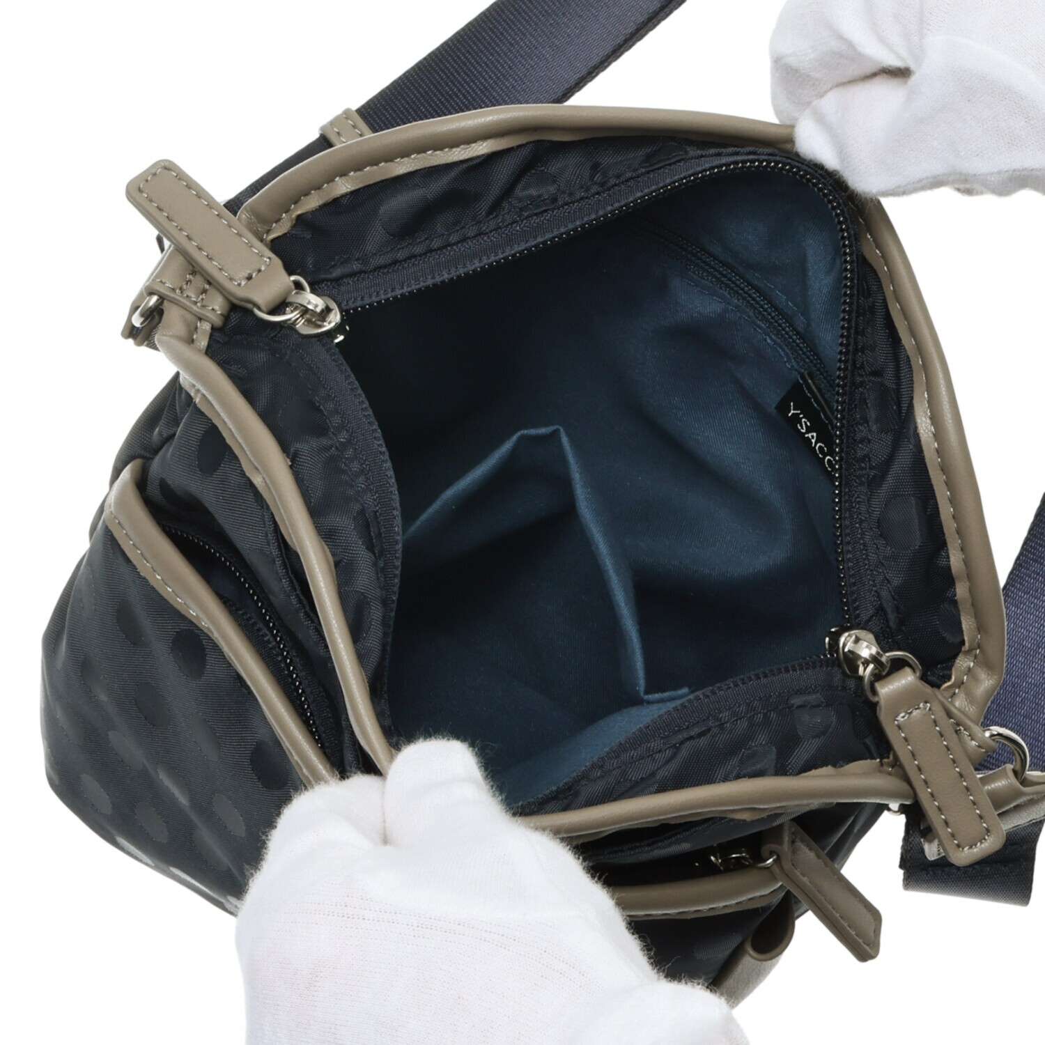 イザック はっ水　軽量 ドットジャガード ポシェット