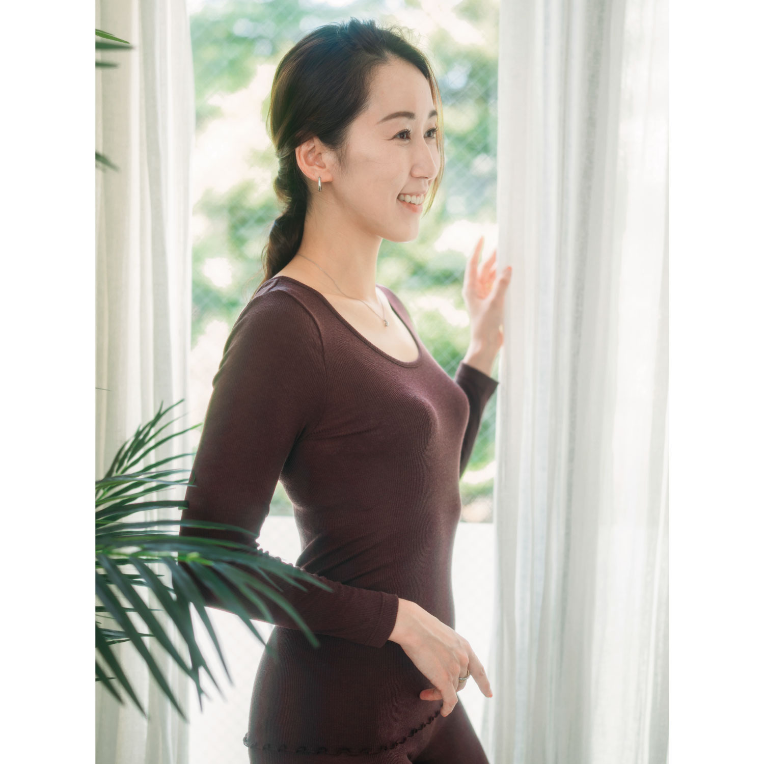 ヘ・エラ 日本製 抗菌防臭・消臭・吸湿発熱 極上メリノウール１００％ バレエネックインナー