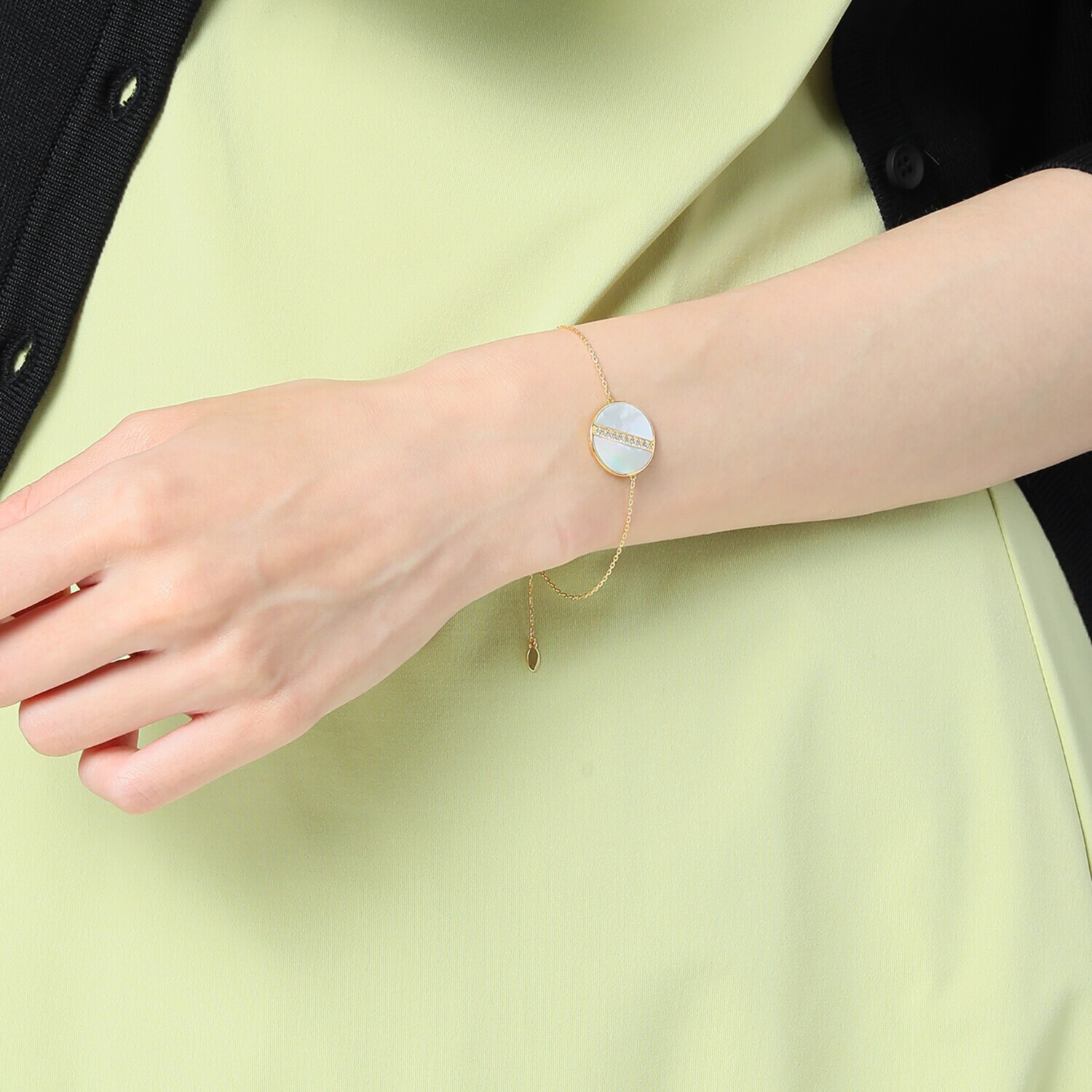 ルチェルーナ シルバー マザーオブパール＆ＣＺ ムーンシャインサークル ブレスレット