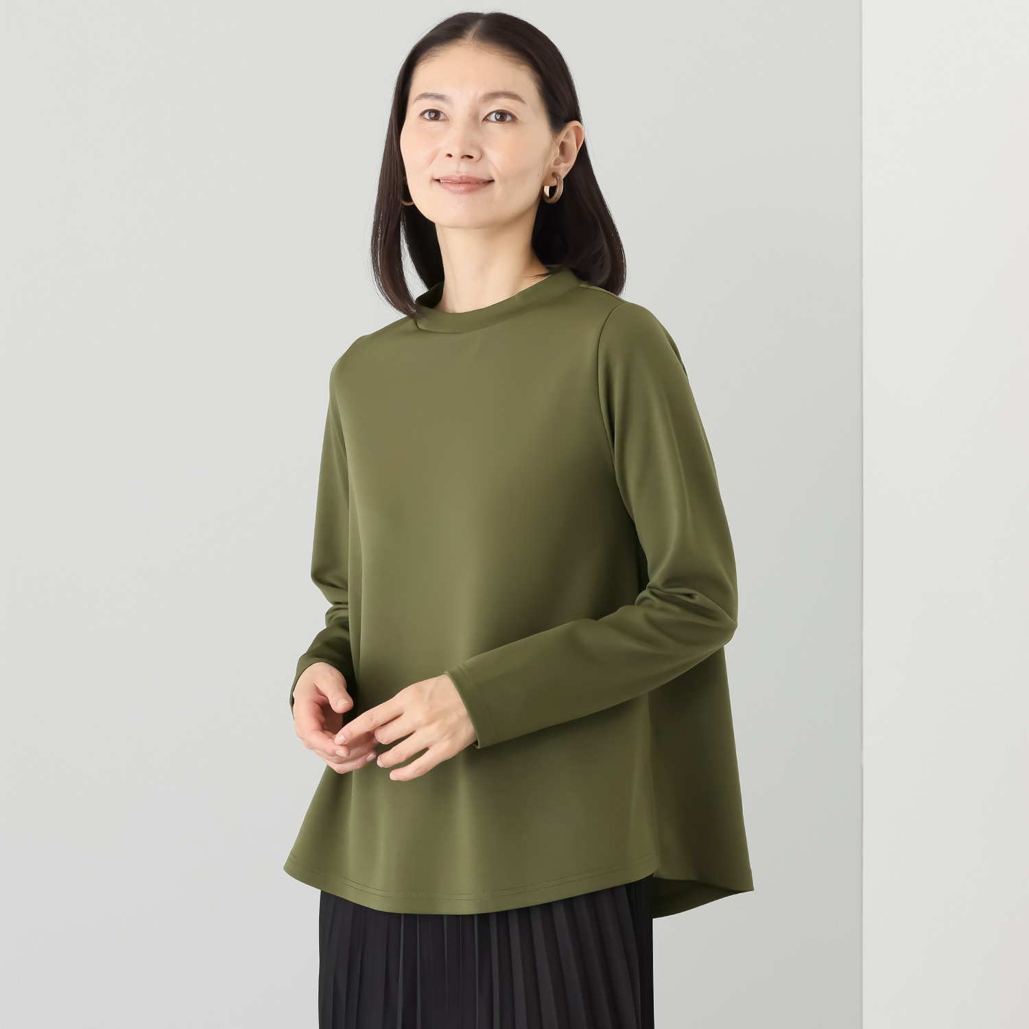 マチュート 背中で魅せるスポーティー 配色ラインプルオーバー