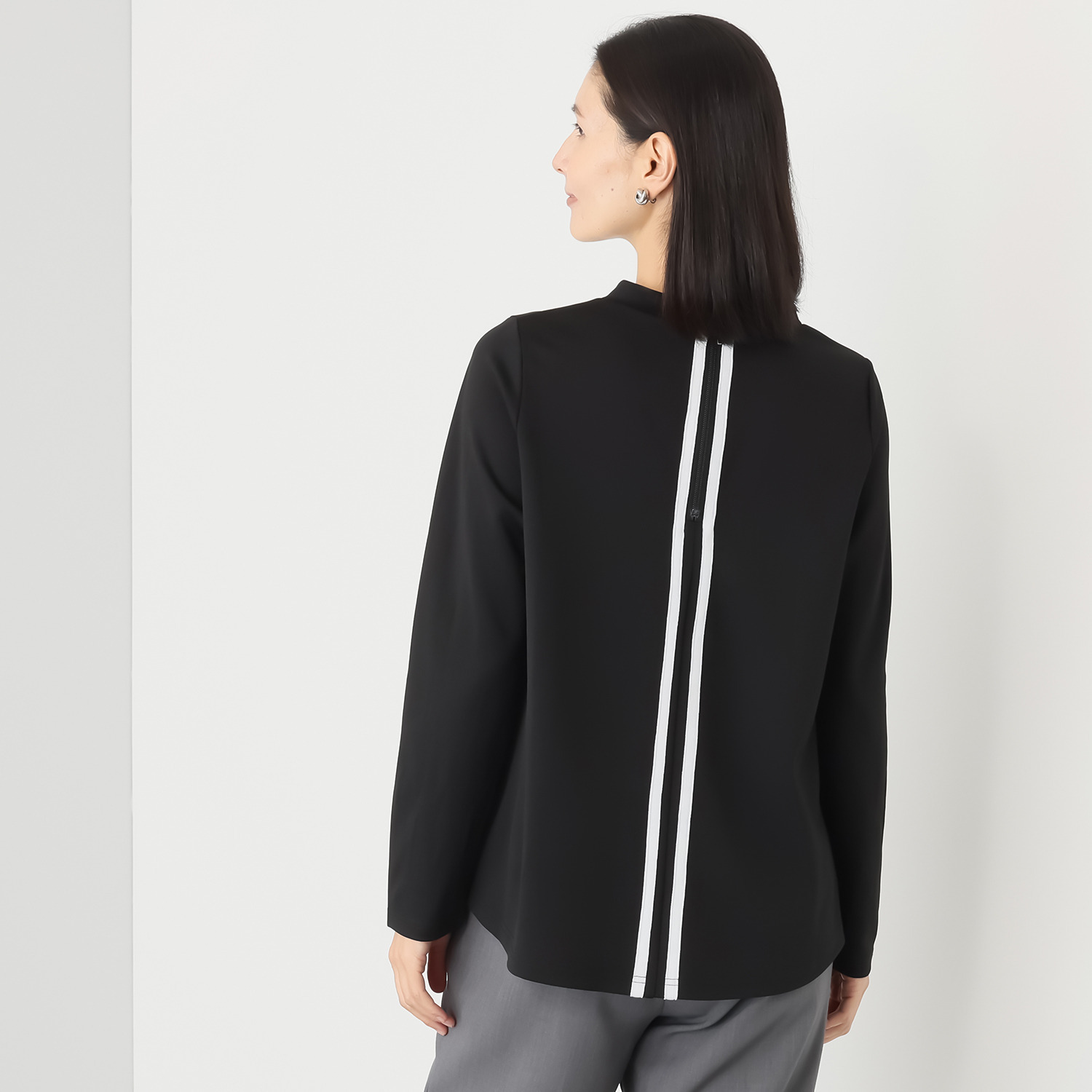 マチュート 背中で魅せるスポーティー 配色ラインプルオーバー