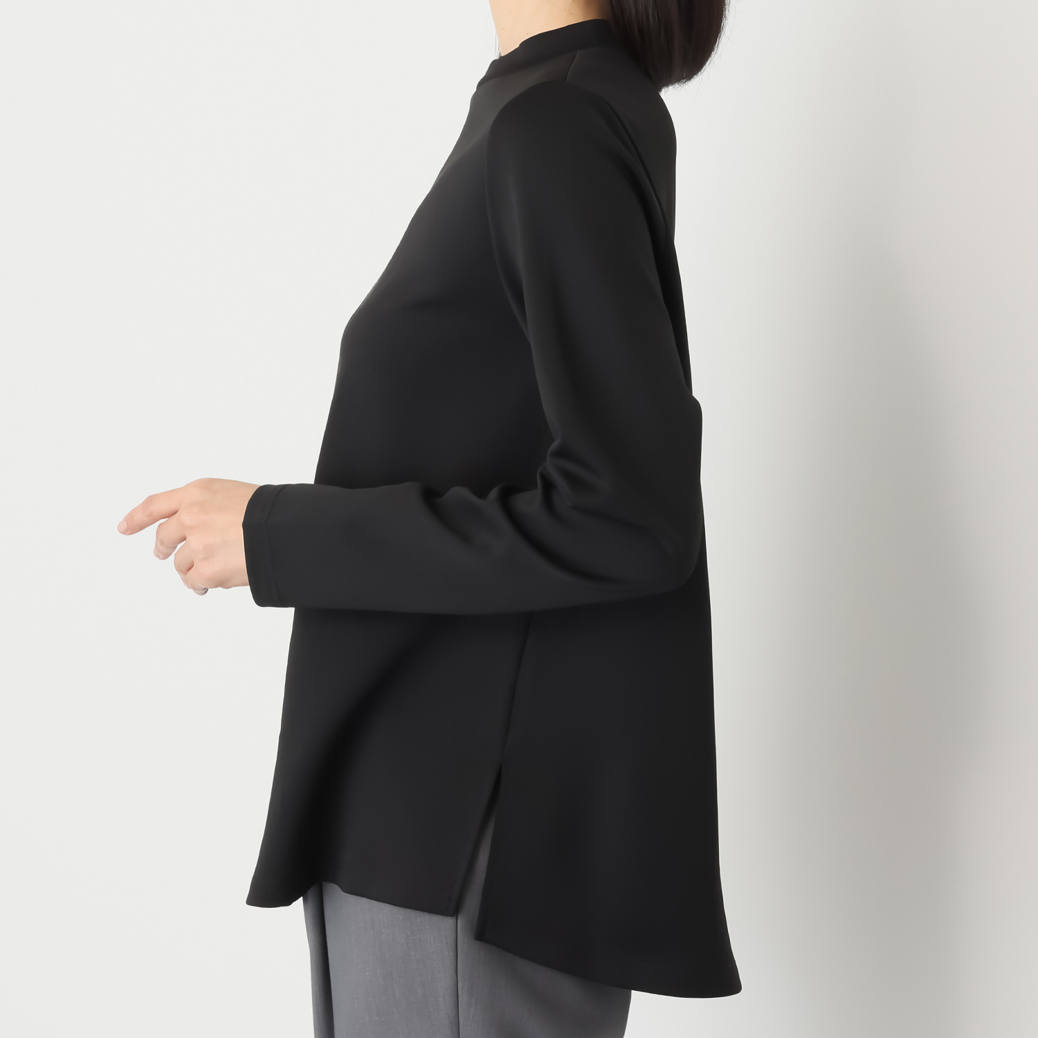 マチュート 背中で魅せるスポーティー 配色ラインプルオーバー