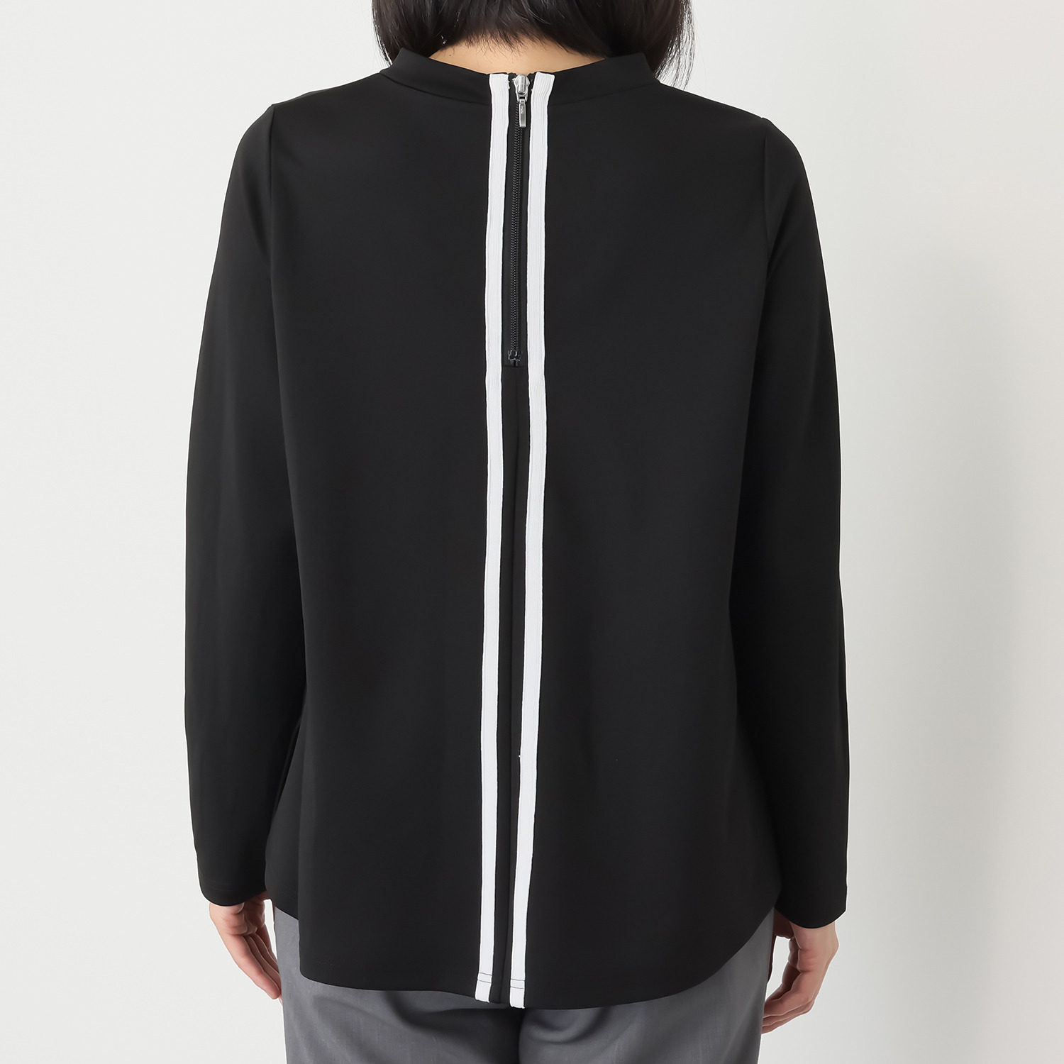 マチュート 背中で魅せるスポーティー 配色ラインプルオーバー