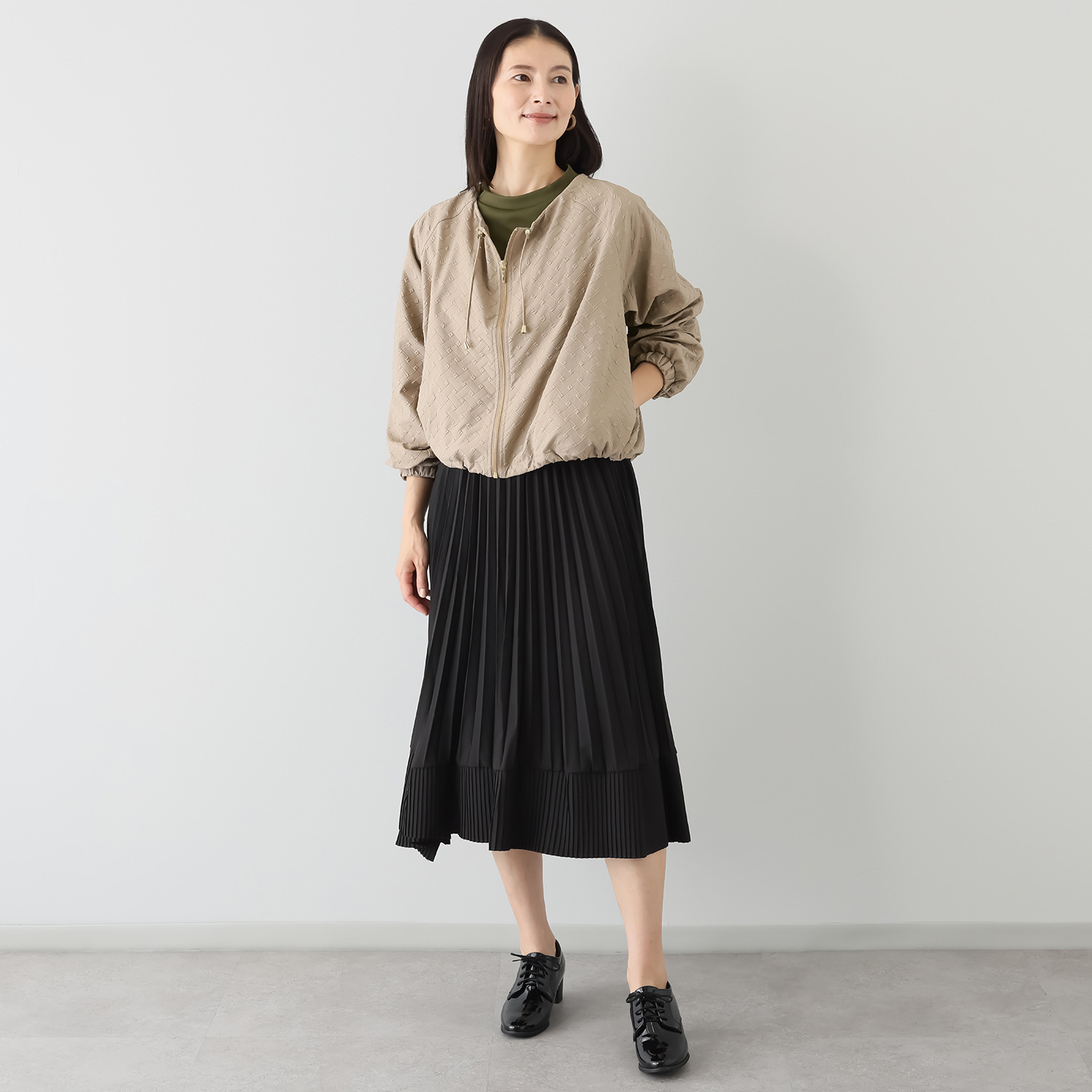 マチュート 丸みで華やぐ 秋映えジャガードブルゾン