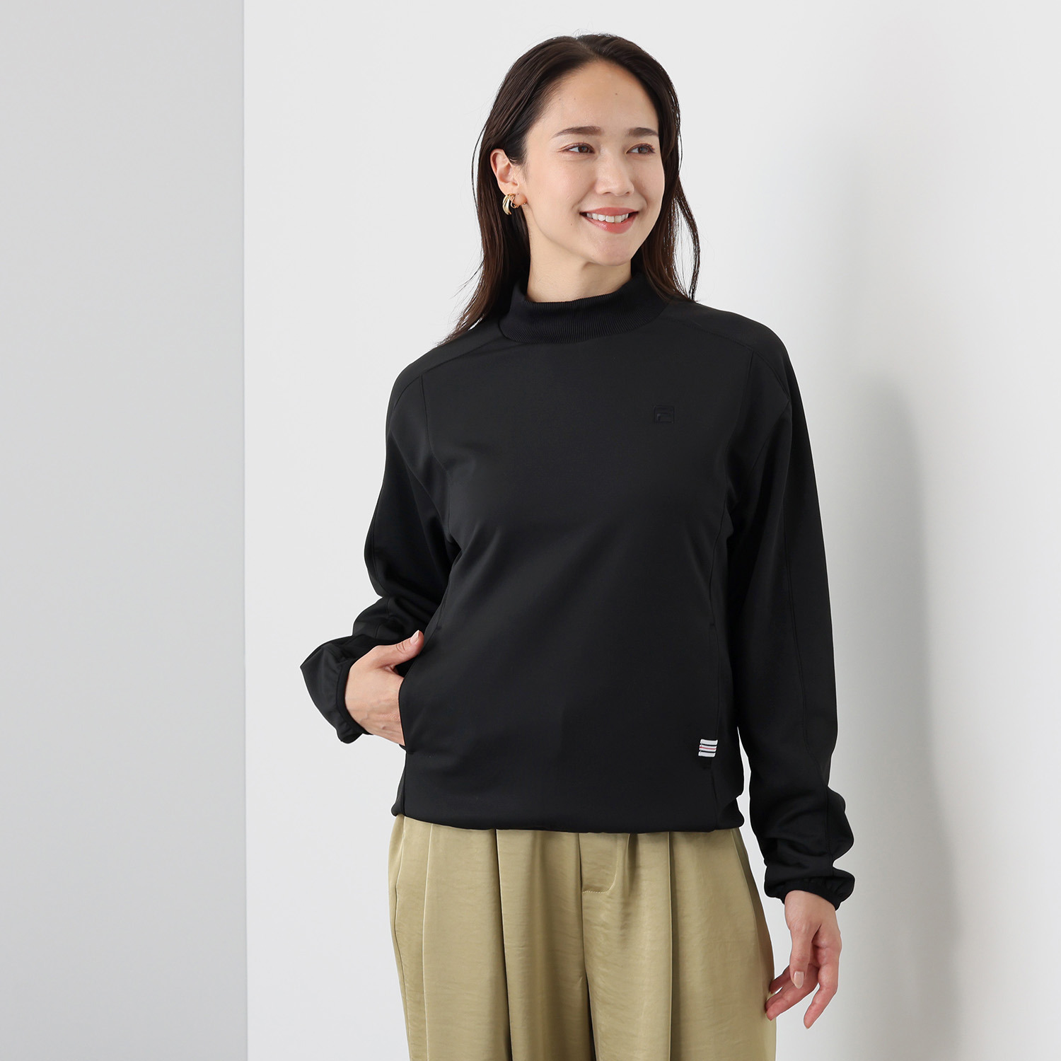 フィラ 吸光発熱 モックネックシャツ