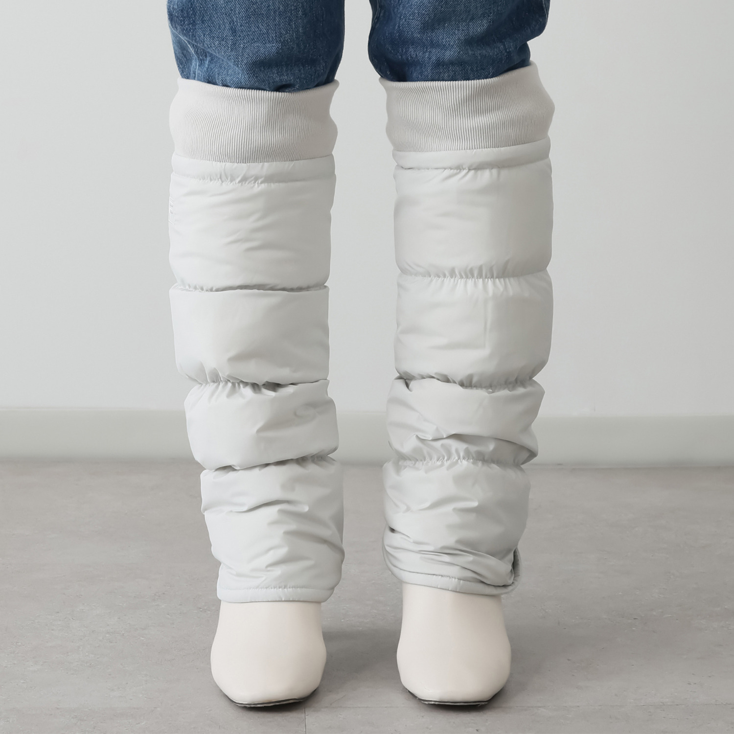 フィラ はっ水・防風 キルトステッチ ダウンレッグウォーマー