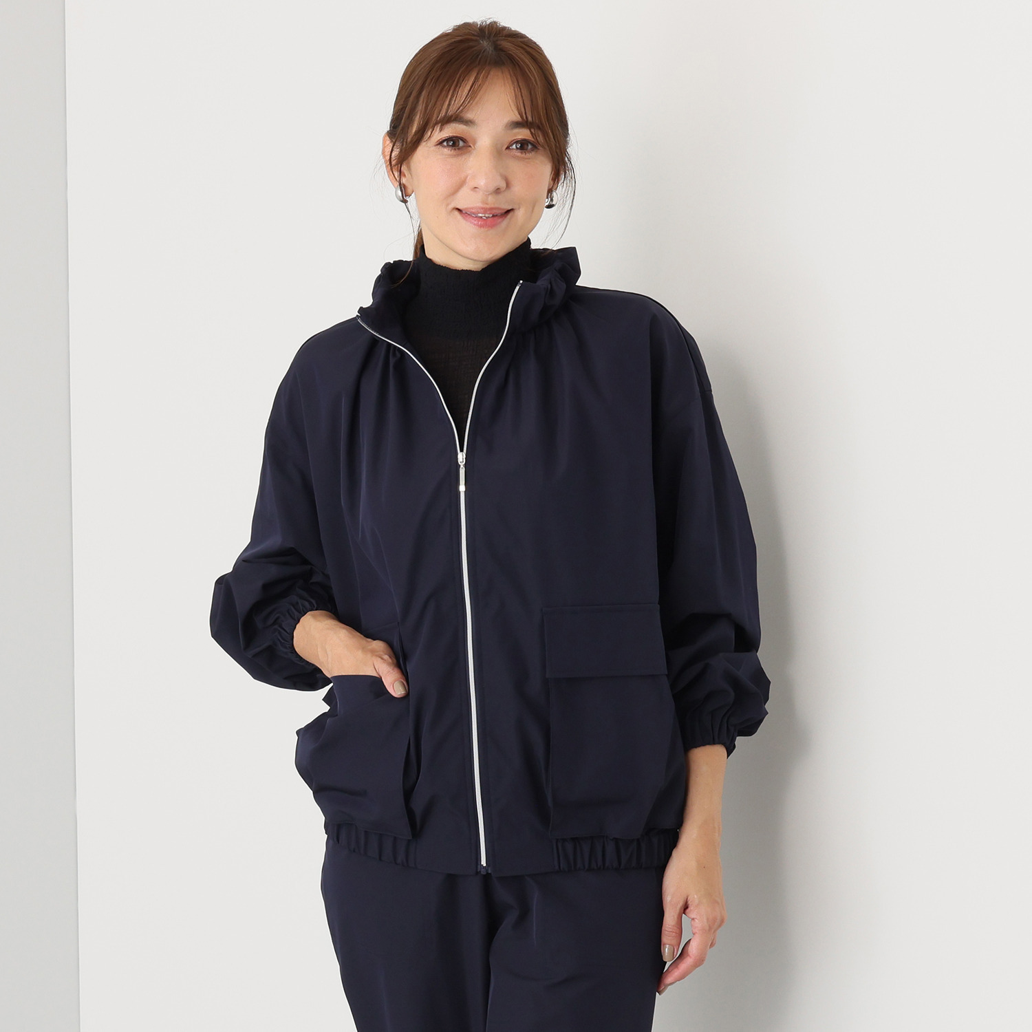 フェアリア　ビス はっ水 ギャザーデザイン ブルゾン
