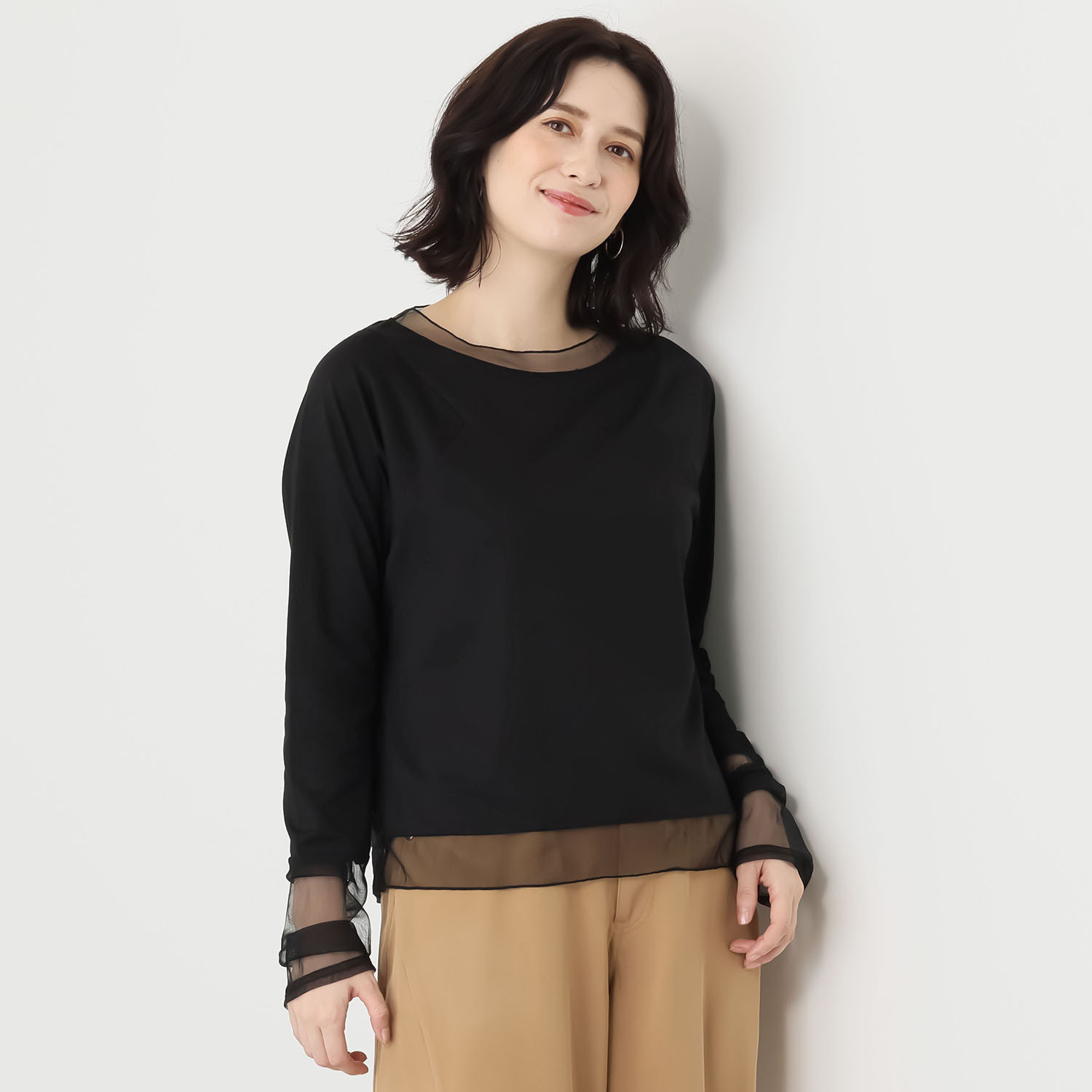 ラ　ヴァーグ　デトワール すっきりさらっと 天竺素材 チュールアクセントの デイリープルオーバー