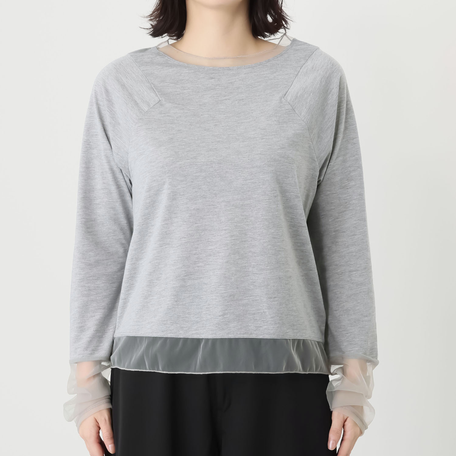 ラ　ヴァーグ　デトワール すっきりさらっと 天竺素材 チュールアクセントの デイリープルオーバー