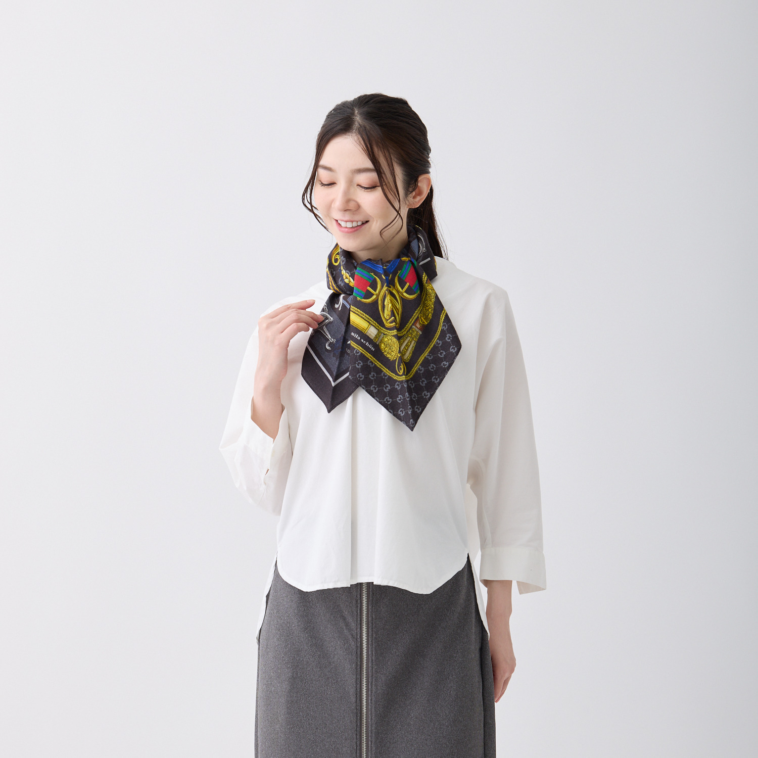 ミラ・ショーン ウールシルク スヌードスカーフ