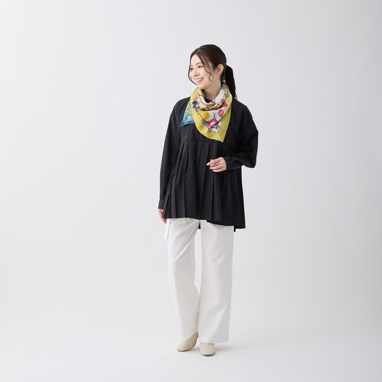 ミラ・ショーン ウールシルク スヌードスカーフ