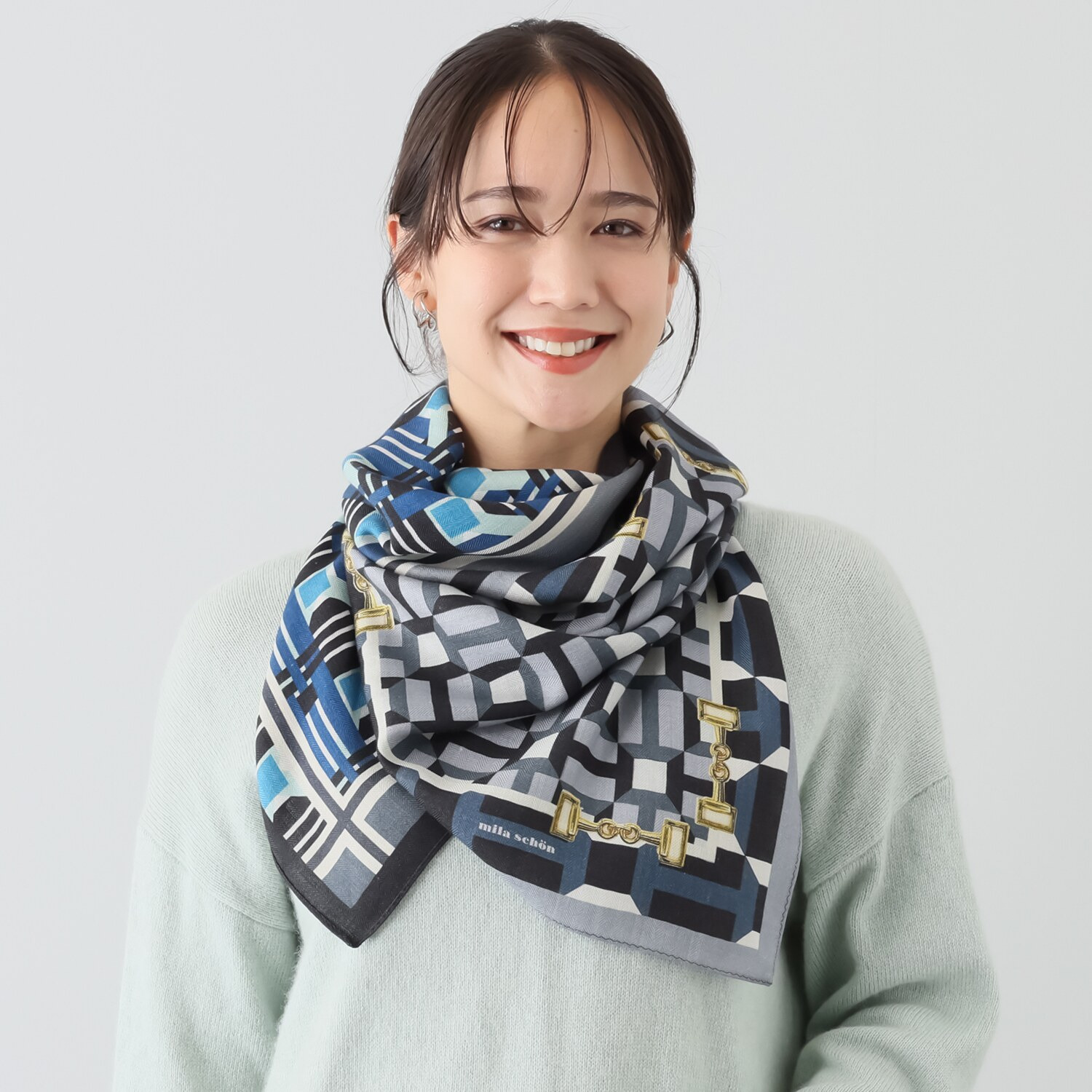 ミラ・ショーン ウールシルク スヌードスカーフ