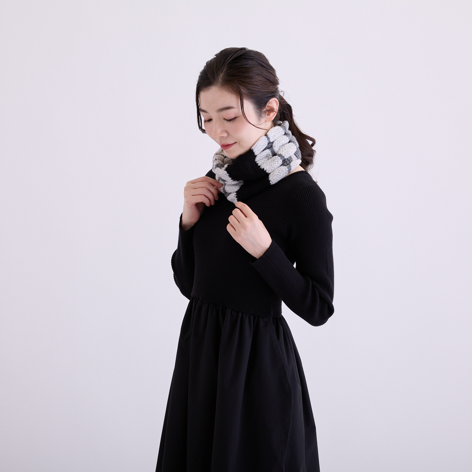 ルナルーチェ 日本製 ニットプチスヌード