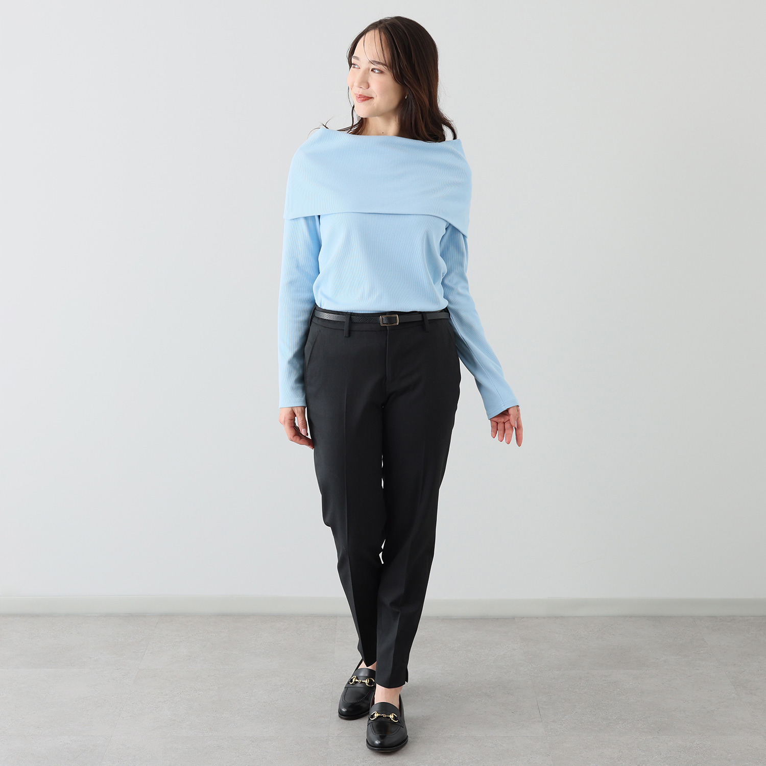 プリモヴァローレ 大人のオフショルダー プルオーバー