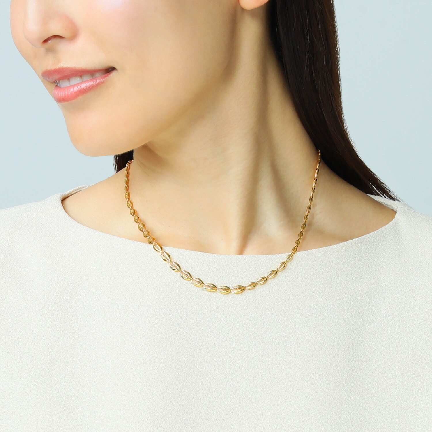 ラ・ピュア　バイ チェーンクリエイト 純金　６．３ｇＵＰ リバーシブル グラデーションデザイン リーフネックレス