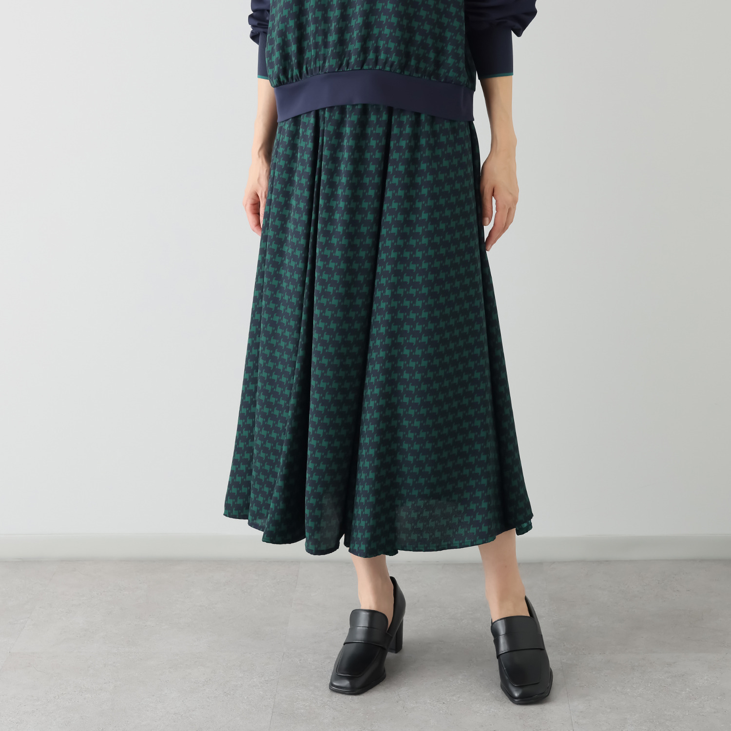 スタイル・ラヴィー ジオメトリックプリント フレアースカート