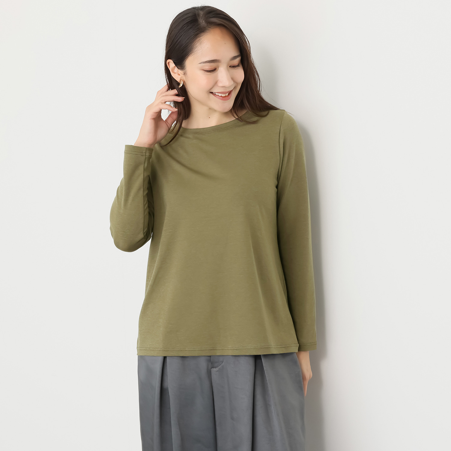 ココンライフ　ドゥ ＵＶカット・吸湿発熱 ルナセル（Ｒ）ベア天竺 クルーネックプルオーバー