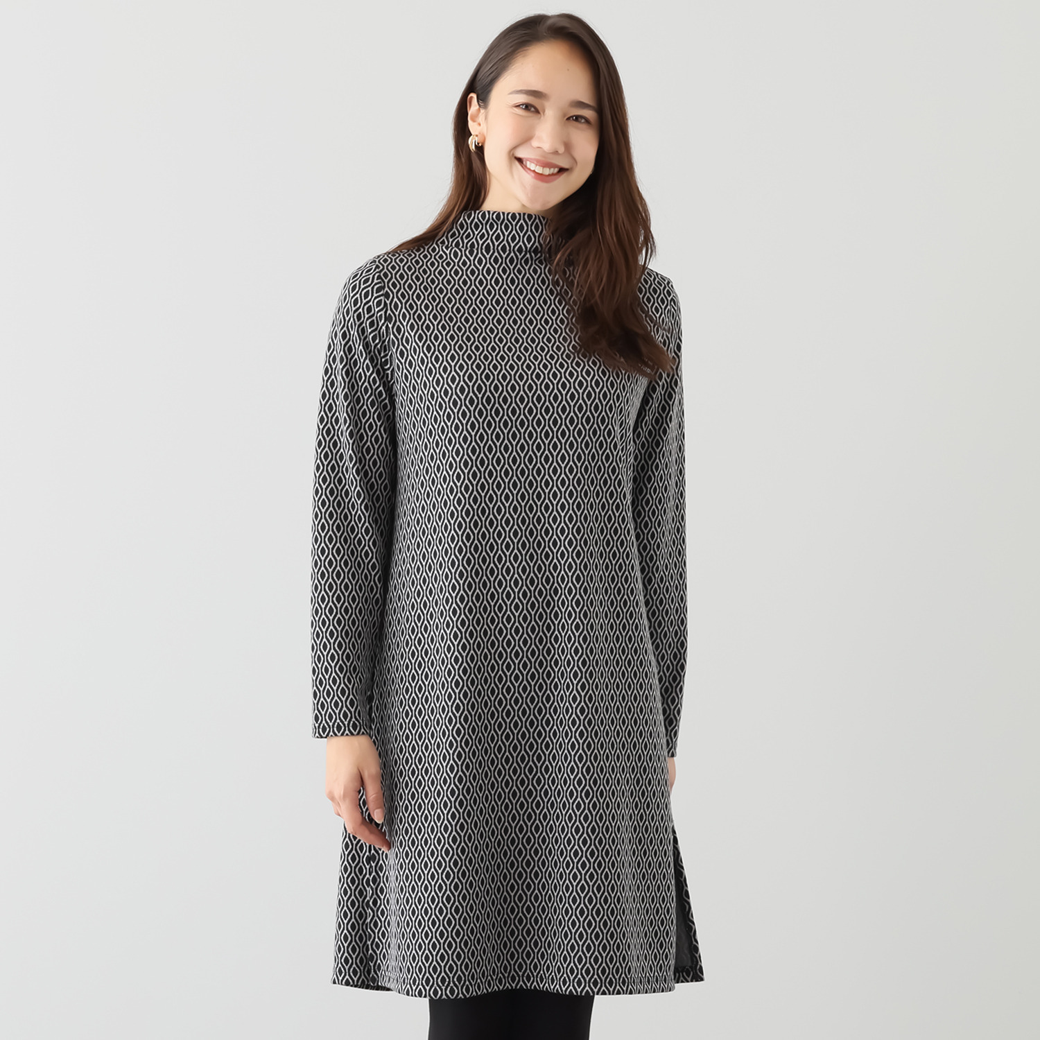 ココンライフ　ドゥ 吸湿発熱＆吸放湿 サーモギア（Ｒ） ジャガード ダイヤ柄ロングチュニック