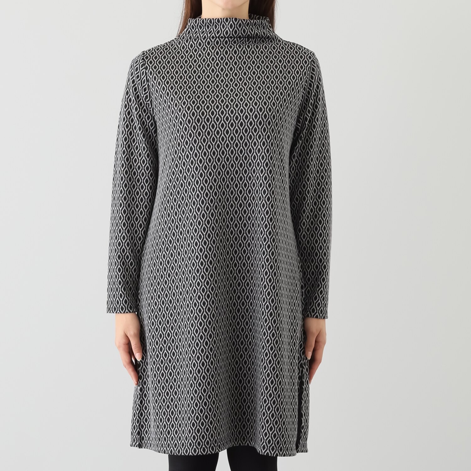 ココンライフ　ドゥ 吸湿発熱＆吸放湿 サーモギア（Ｒ） ジャガード ダイヤ柄ロングチュニック