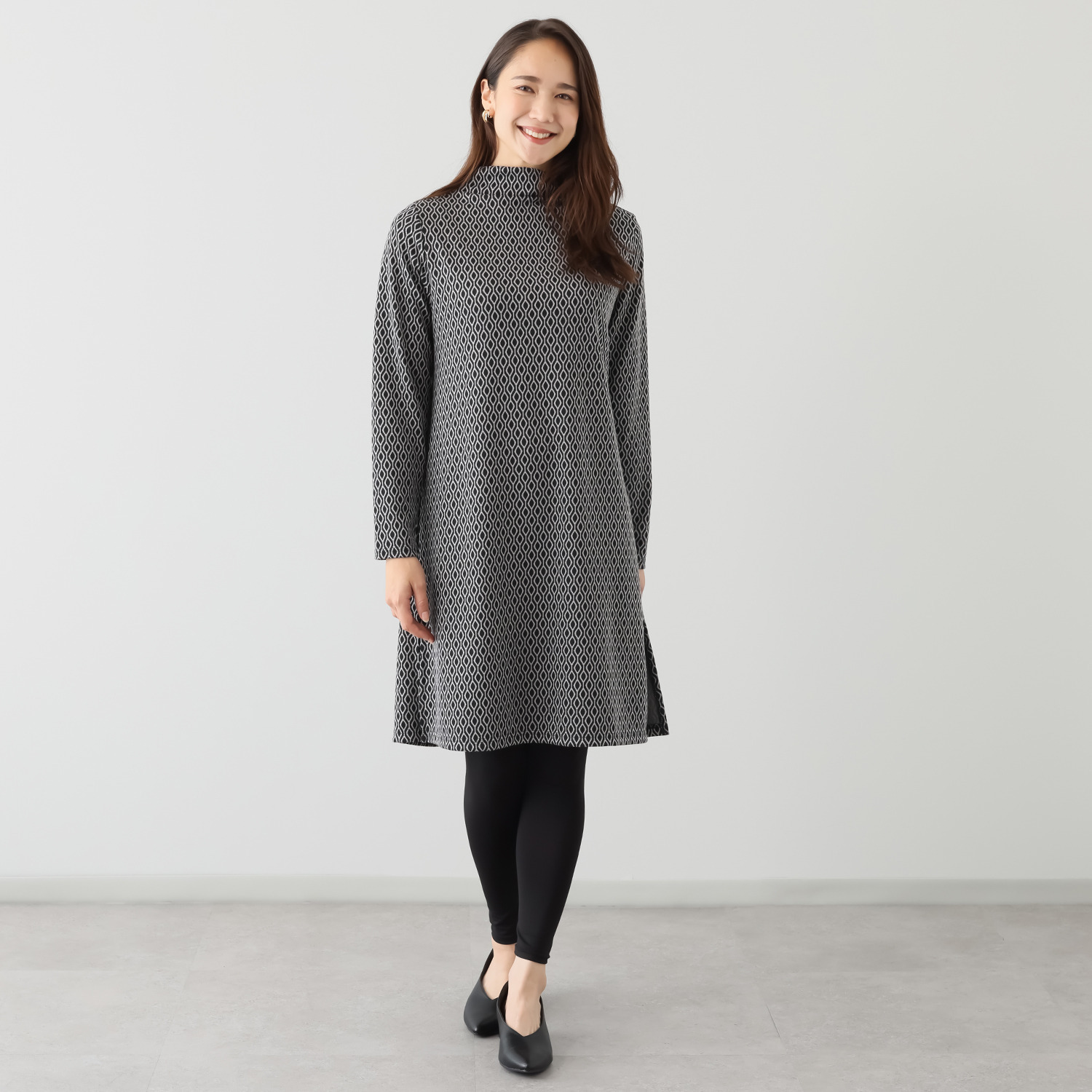 ココンライフ　ドゥ 吸湿発熱＆吸放湿 サーモギア（Ｒ） ジャガード ダイヤ柄ロングチュニック