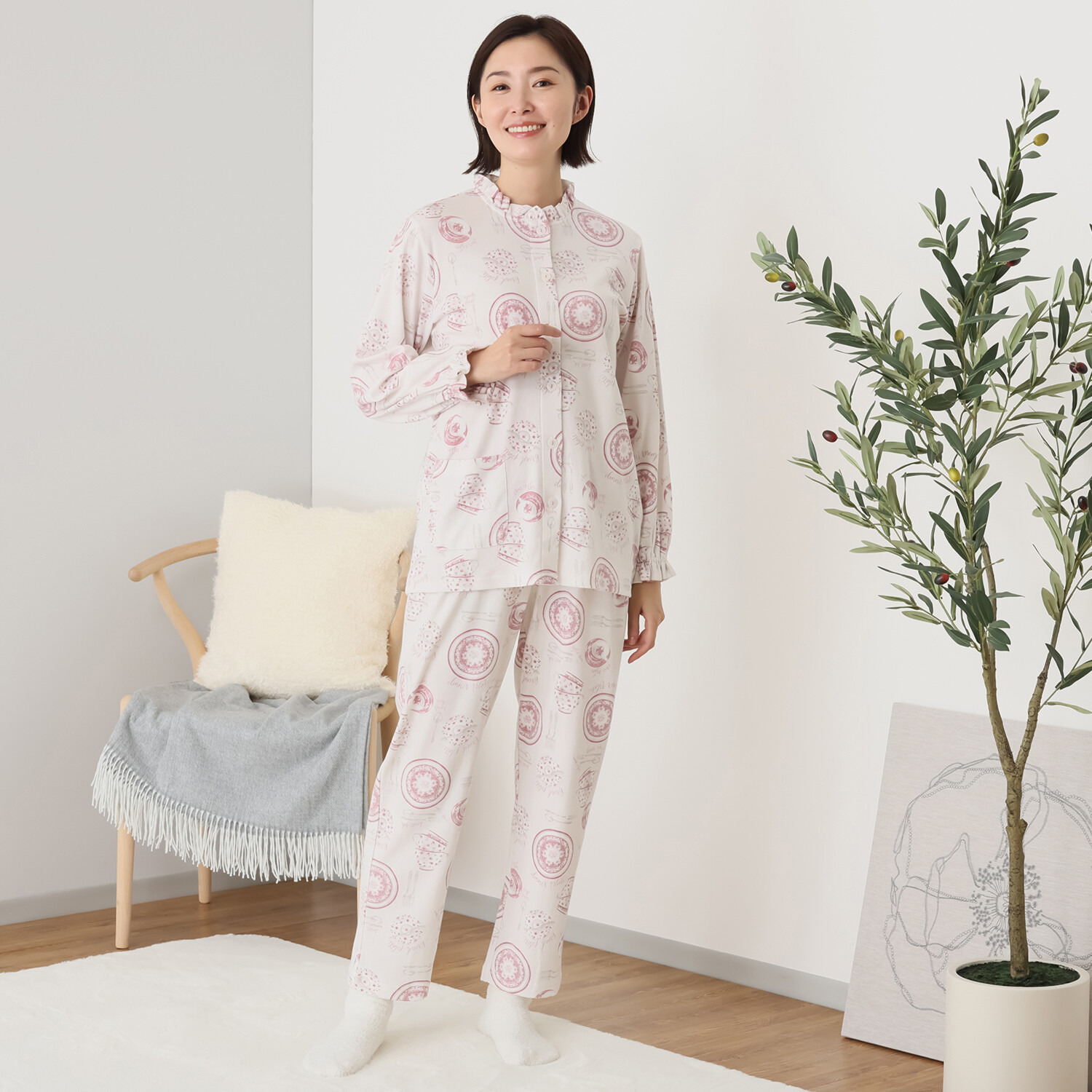 ナルエー 綿１００％スムース カトラリー柄 フリルナイトウェア 上下セット