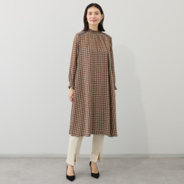 アリュメット シャーリングネック 幾何柄ワンピース
