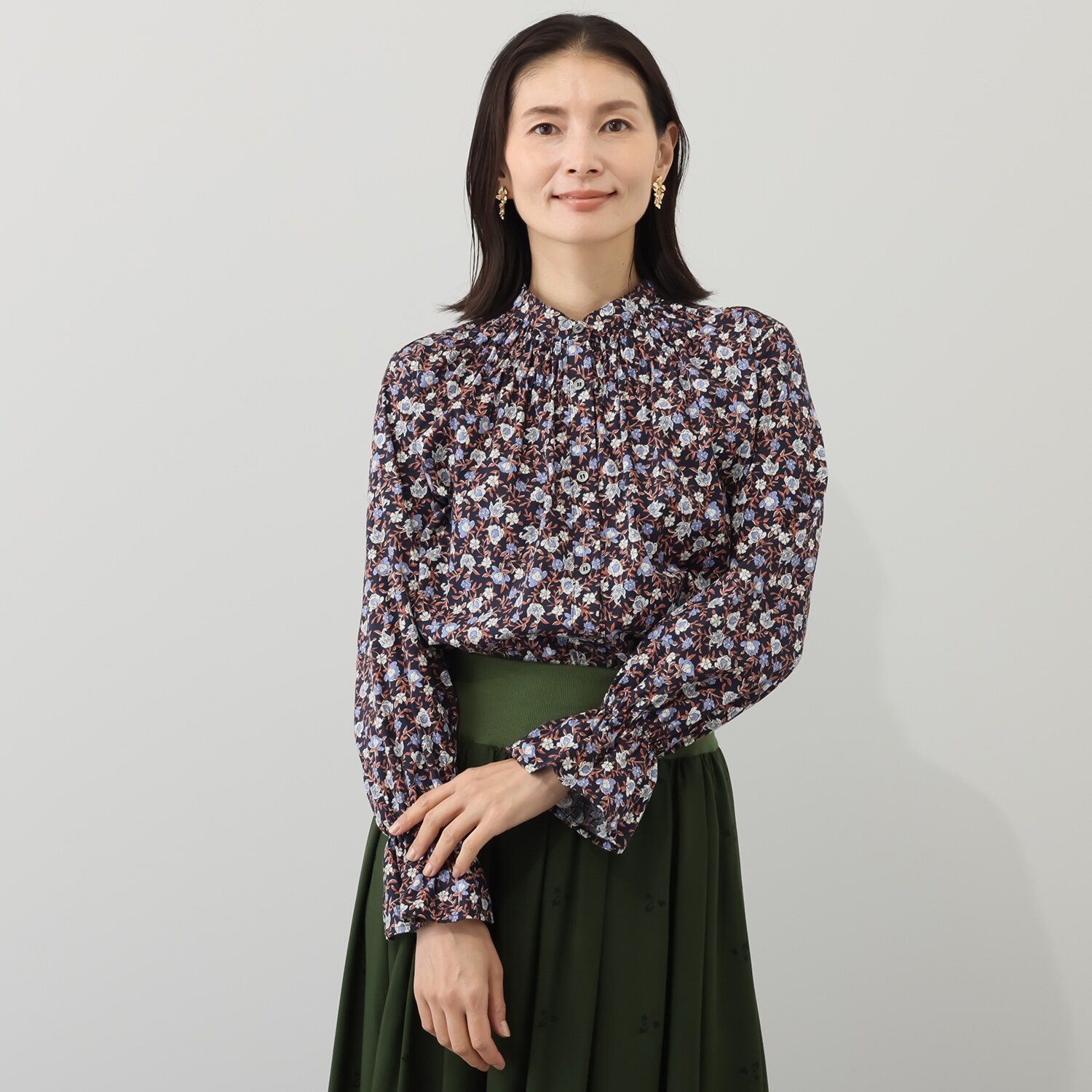 アリュメット 花柄 コットンシャーリング ブラウス