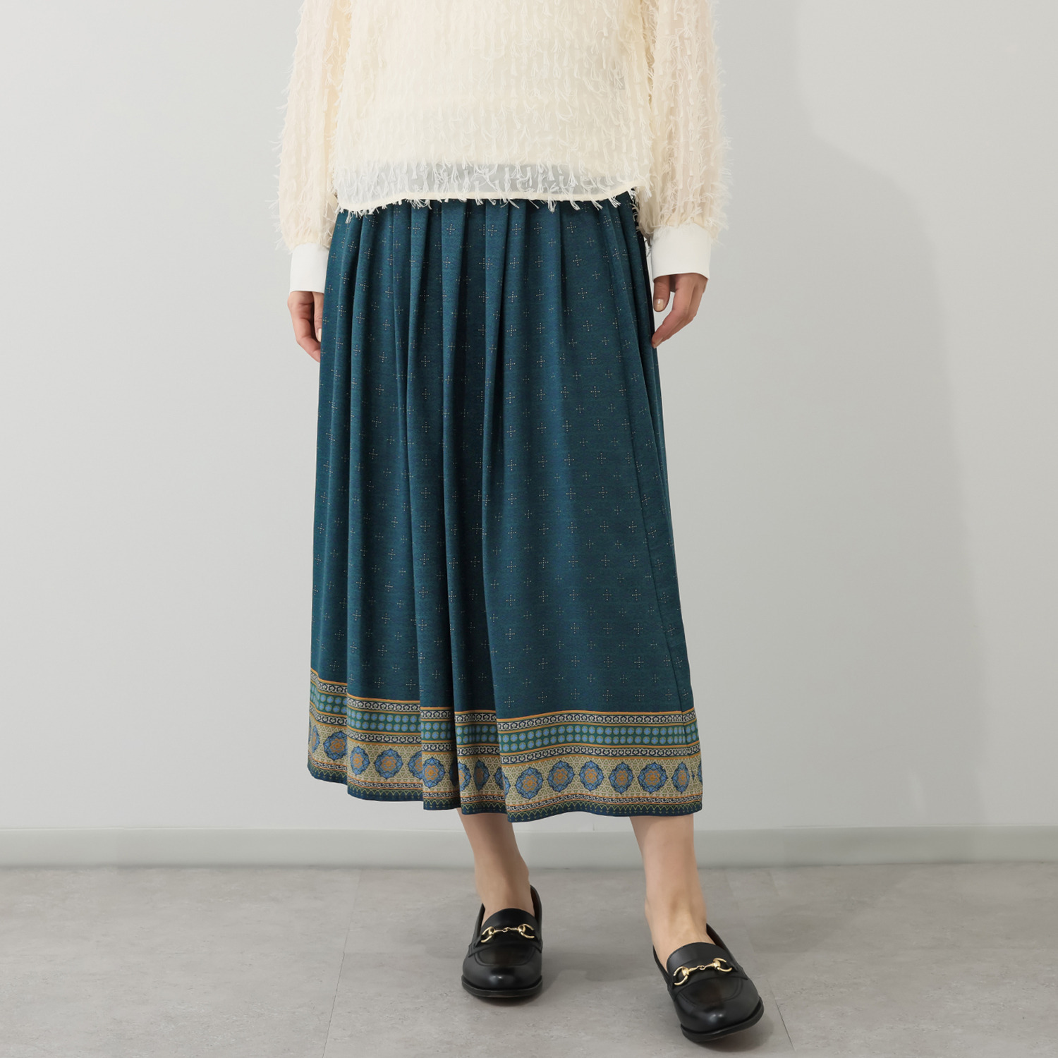 アリュメット パネルプリント フレアスカート