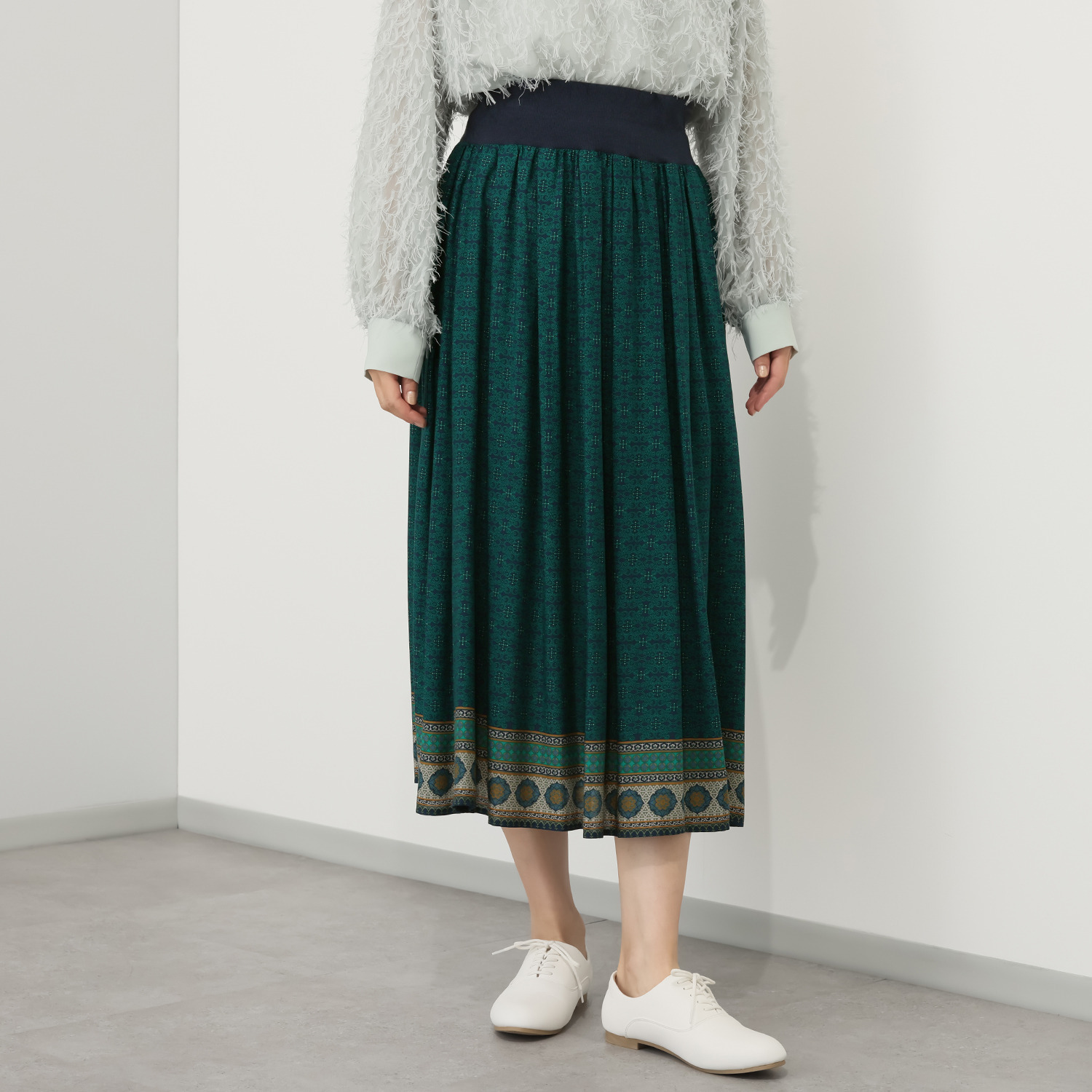 アリュメット パネルプリント フレアスカート