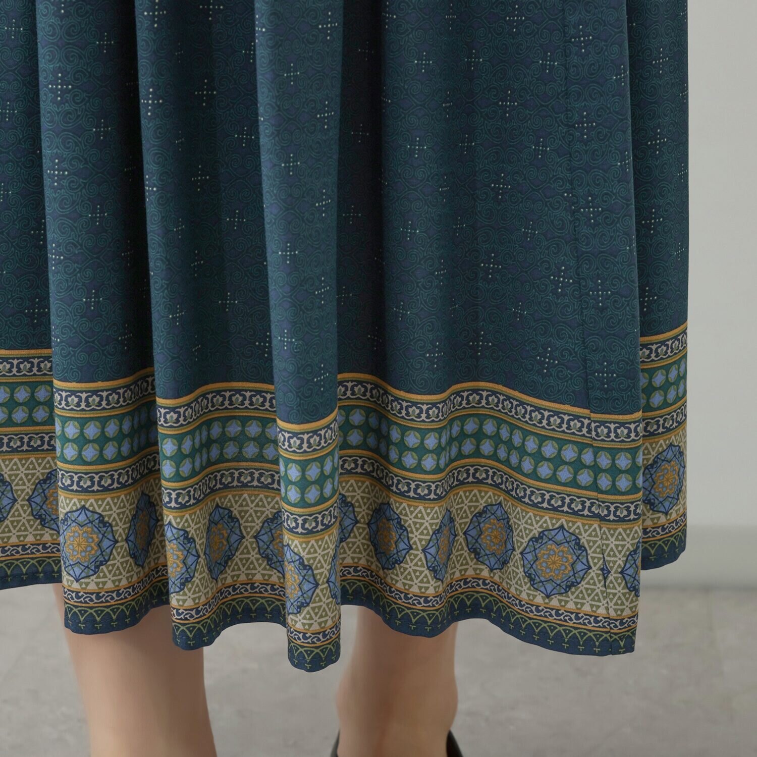 アリュメット パネルプリント フレアスカート