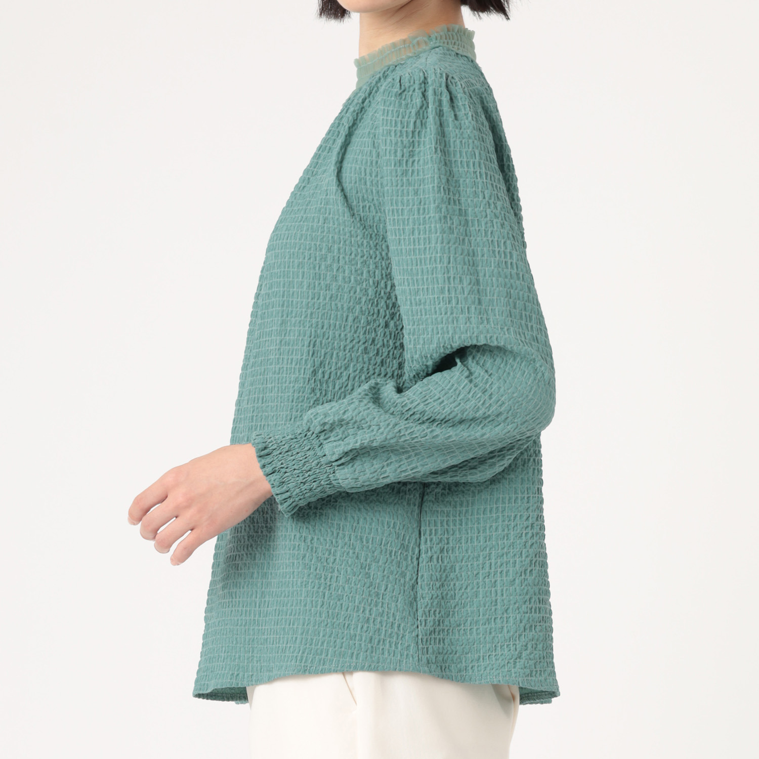 アリュメット チュール襟 シャーリングブラウス