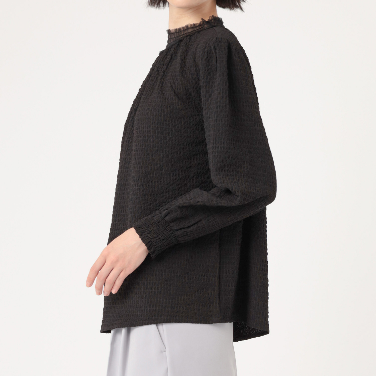 アリュメット チュール襟 シャーリングブラウス