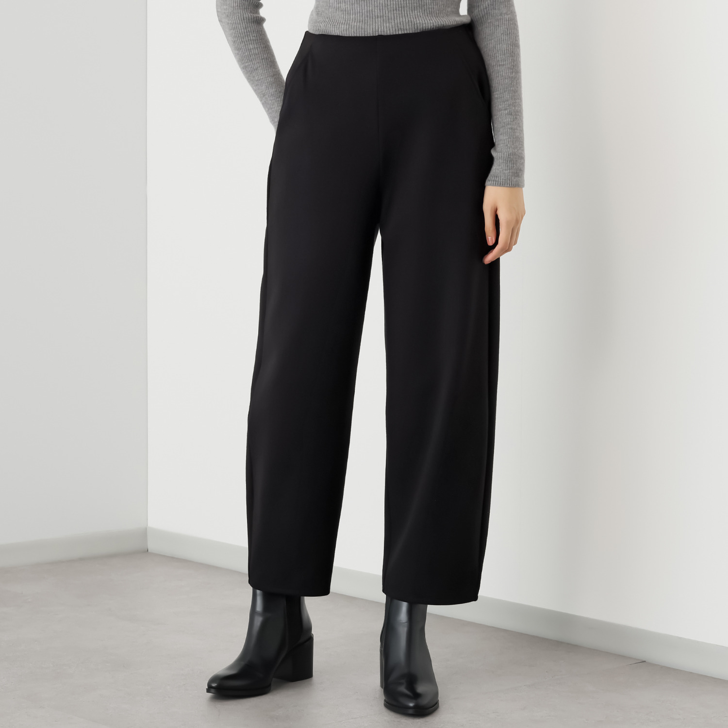 ＴＡＫＵＭＩＢＡ 吸湿発熱 クロスウォーム きれいめバレルパンツ