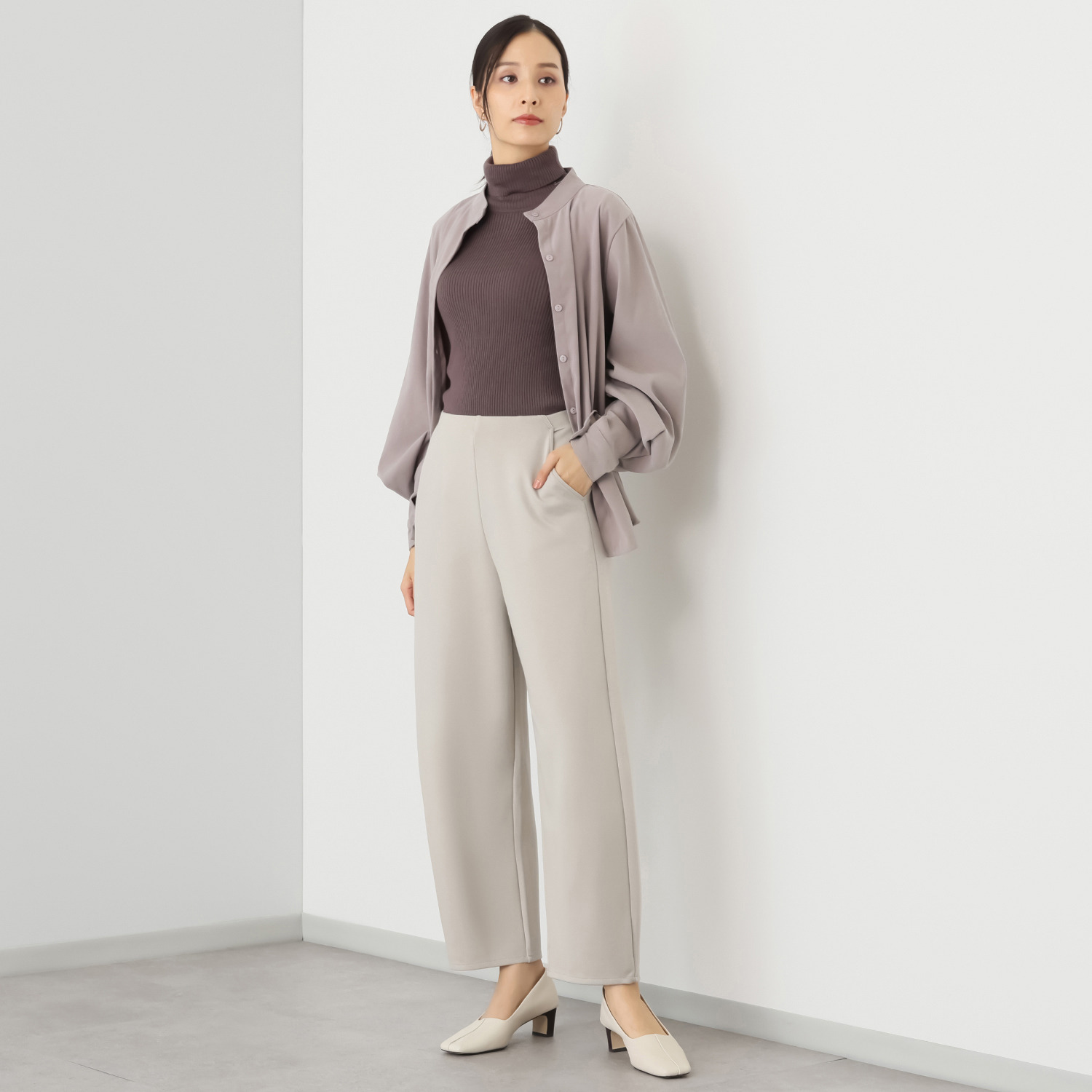 ＴＡＫＵＭＩＢＡ 吸湿発熱 クロスウォーム きれいめバレルパンツ