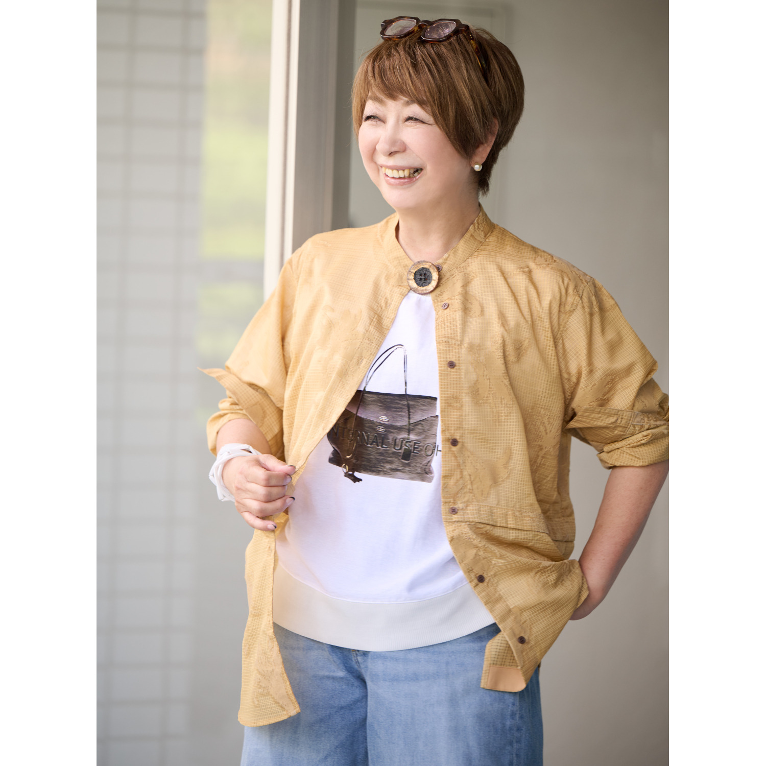 ウノ・ウノ・ドゥーエ 着丈アレンジで着回し抜群 フロッキープリント 大人のシアーシャツ