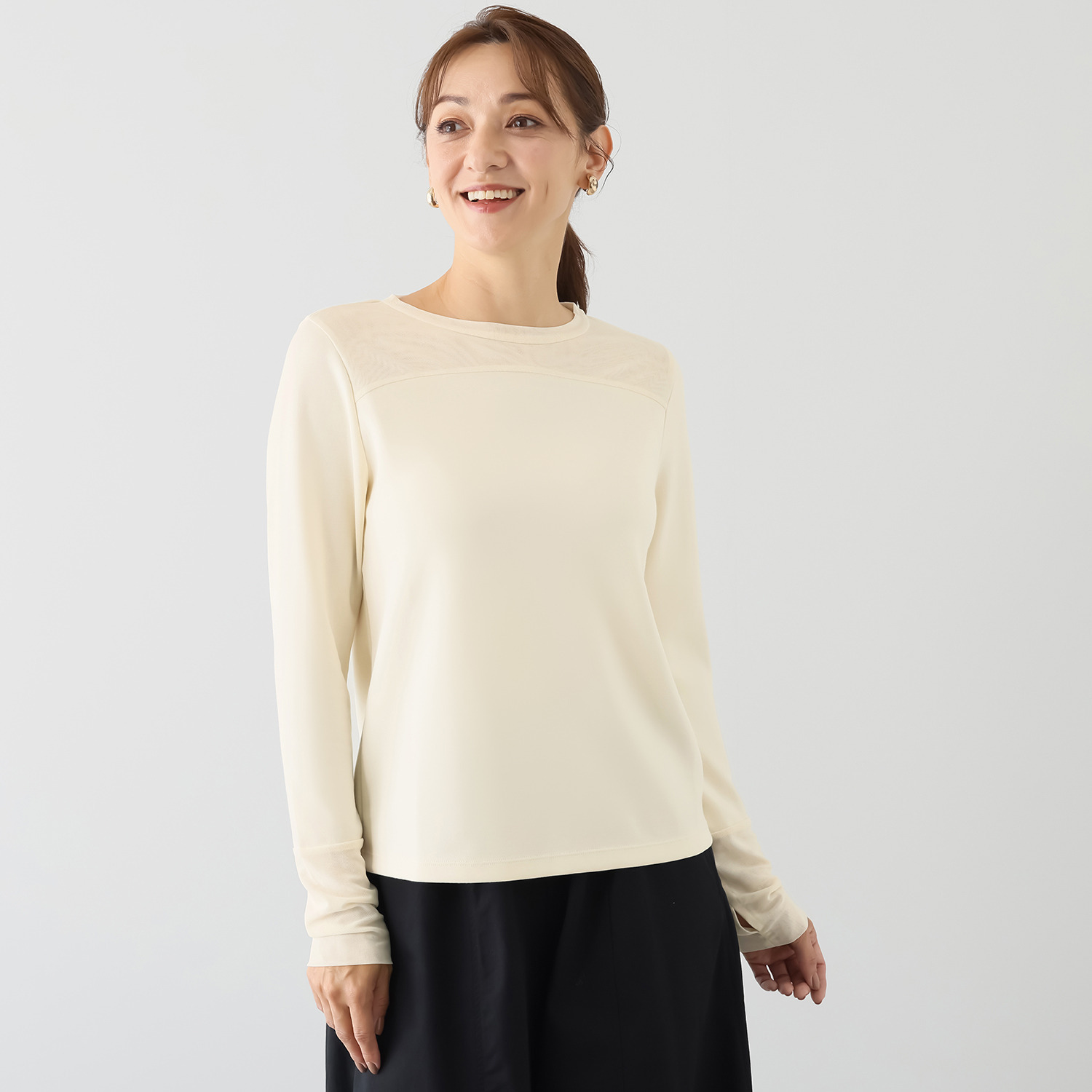 ゼラールスポーツ 襟あきがきれい！ もっちりのびのび素材 チュールコンビ ラウンドネック プルオーバー