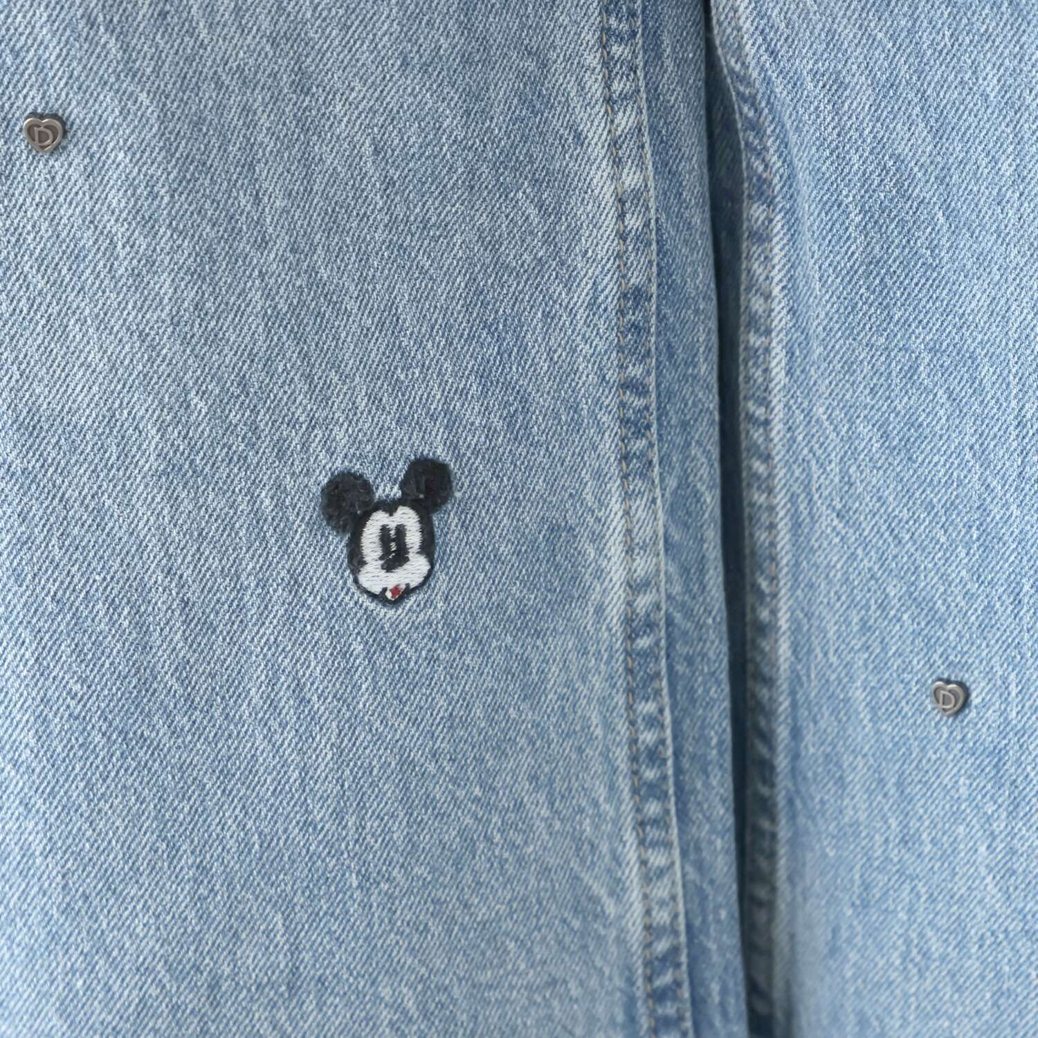 デシグアル ミッキーマウス刺しゅう デニムパンツ