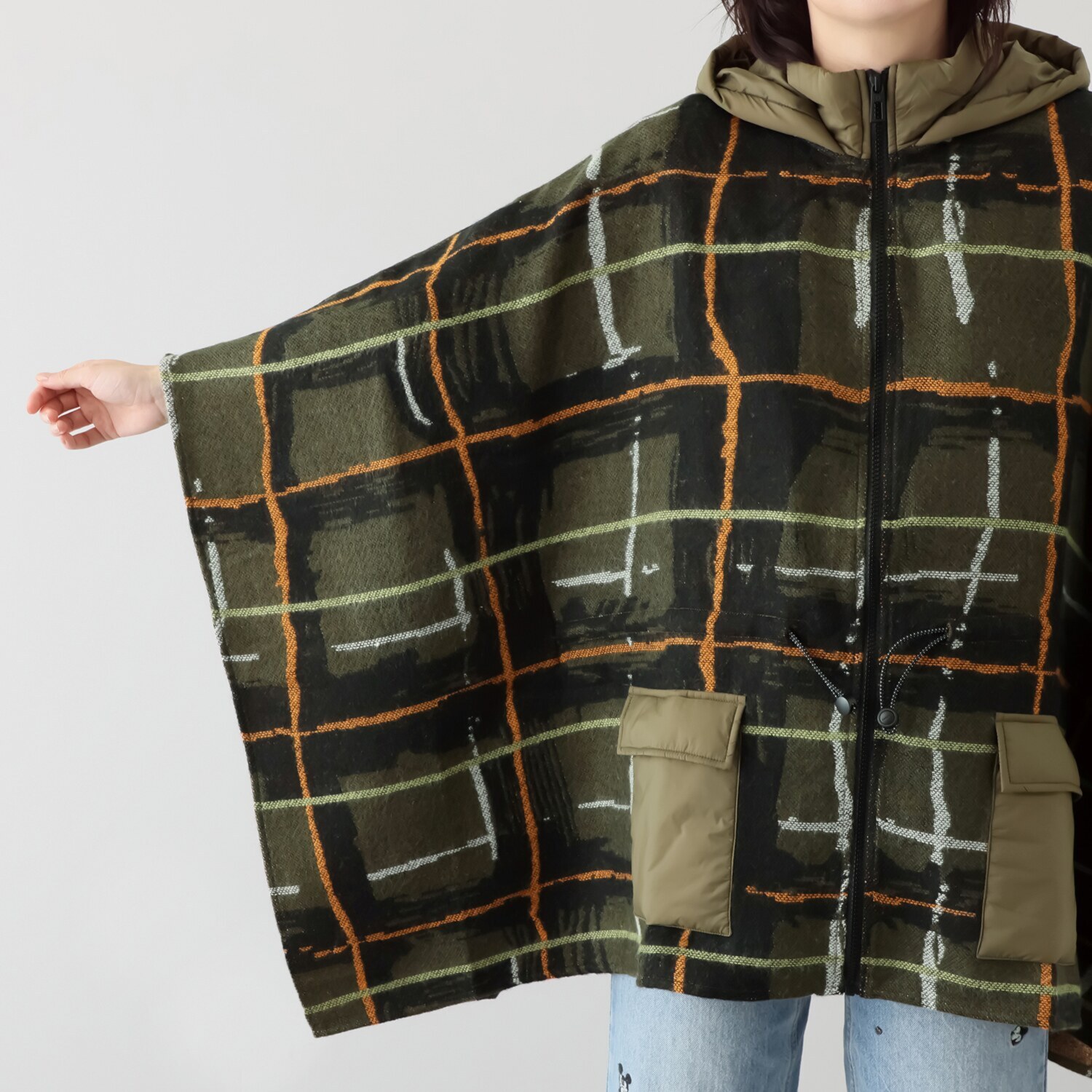 デシグアル ペイントタッチ ポンチョ