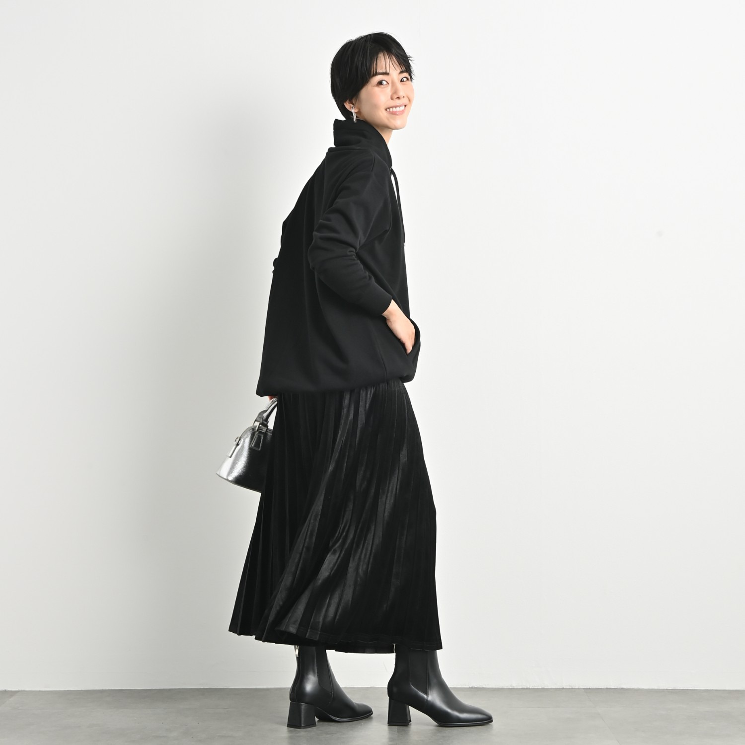 ゼラールスポーツ スーピマコットン混 ふんわり裏シャギー スタンドネック ラウンドフォルム チュニックプルオーバー