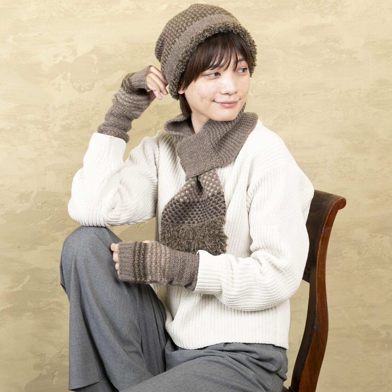 ベル・モード 日本製 タスマニア ラムウール１００％ ２ウェイアームウォーマー