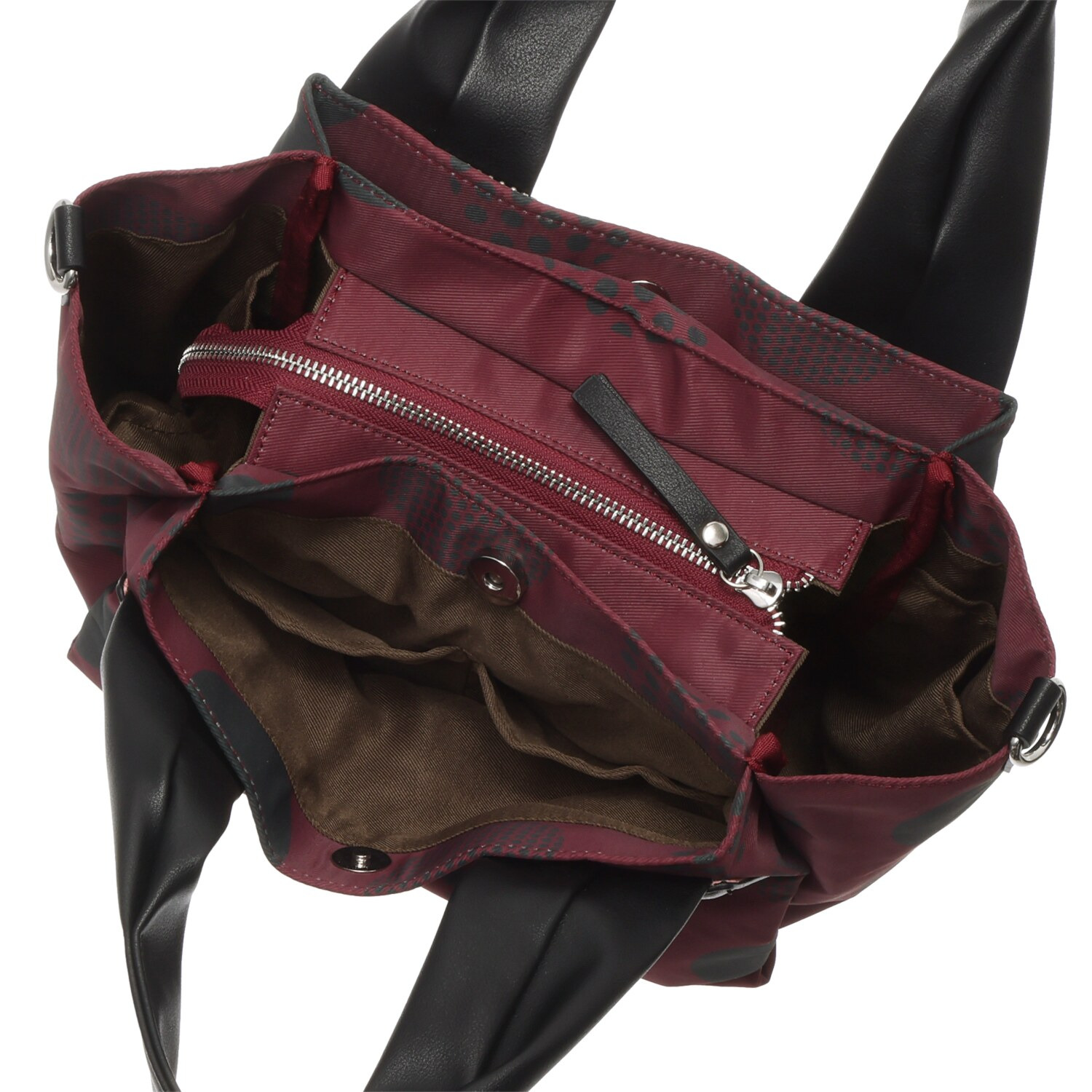 ビースター はっ水 １０ポケット ２ウェイトートバッグ ＜チャーム付＞