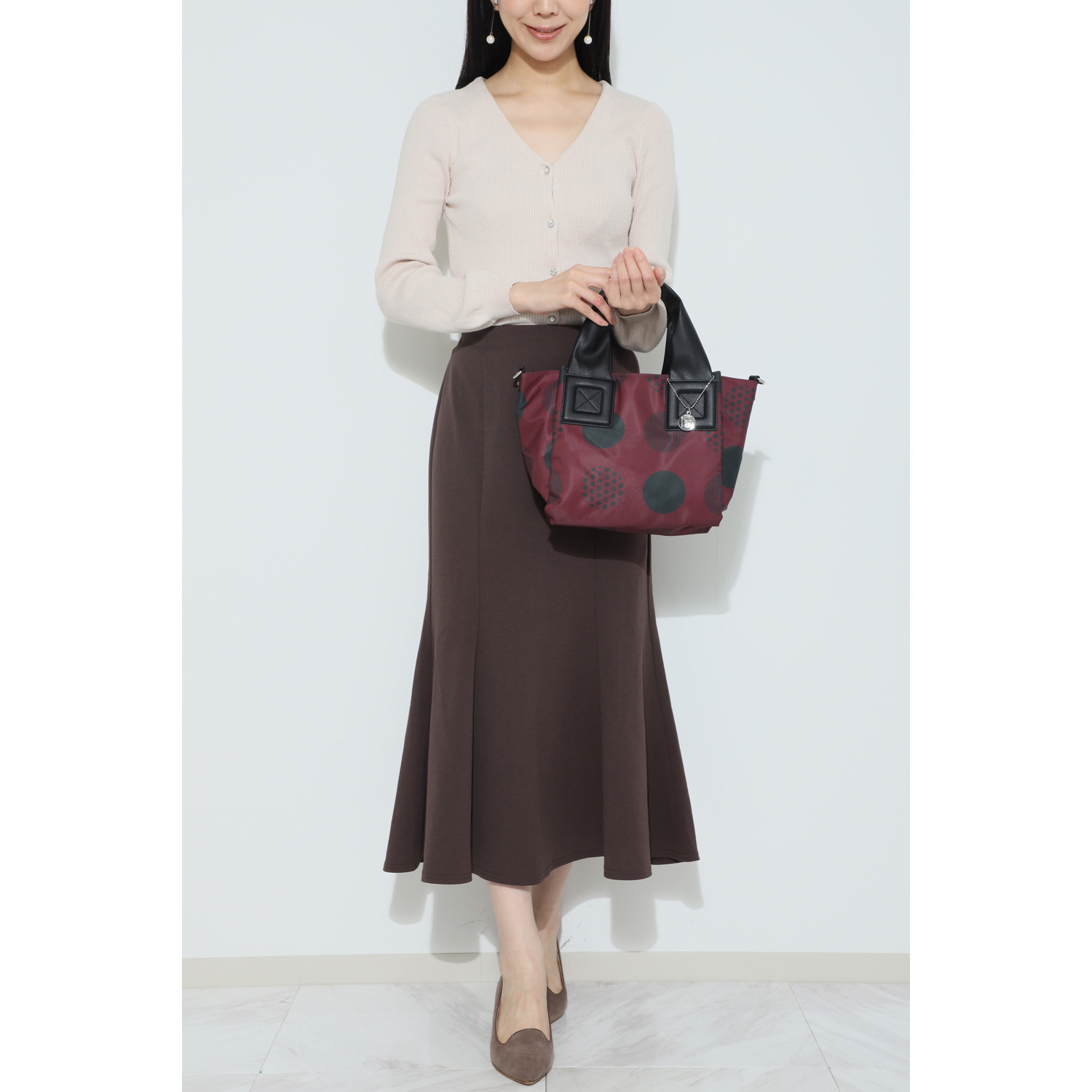 ビースター はっ水 １０ポケット ２ウェイトートバッグ ＜チャーム付＞