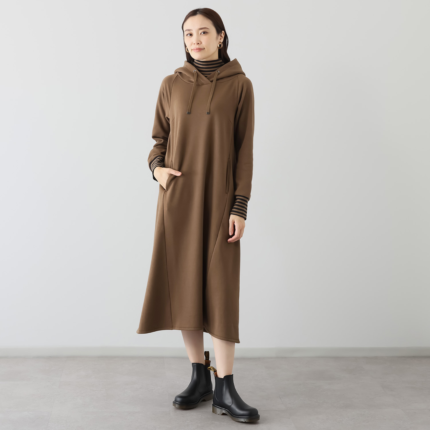 ゼラールスポーツ スーピマコットン混 裏起毛シャギー レイヤードデザイン フーディーワンピース