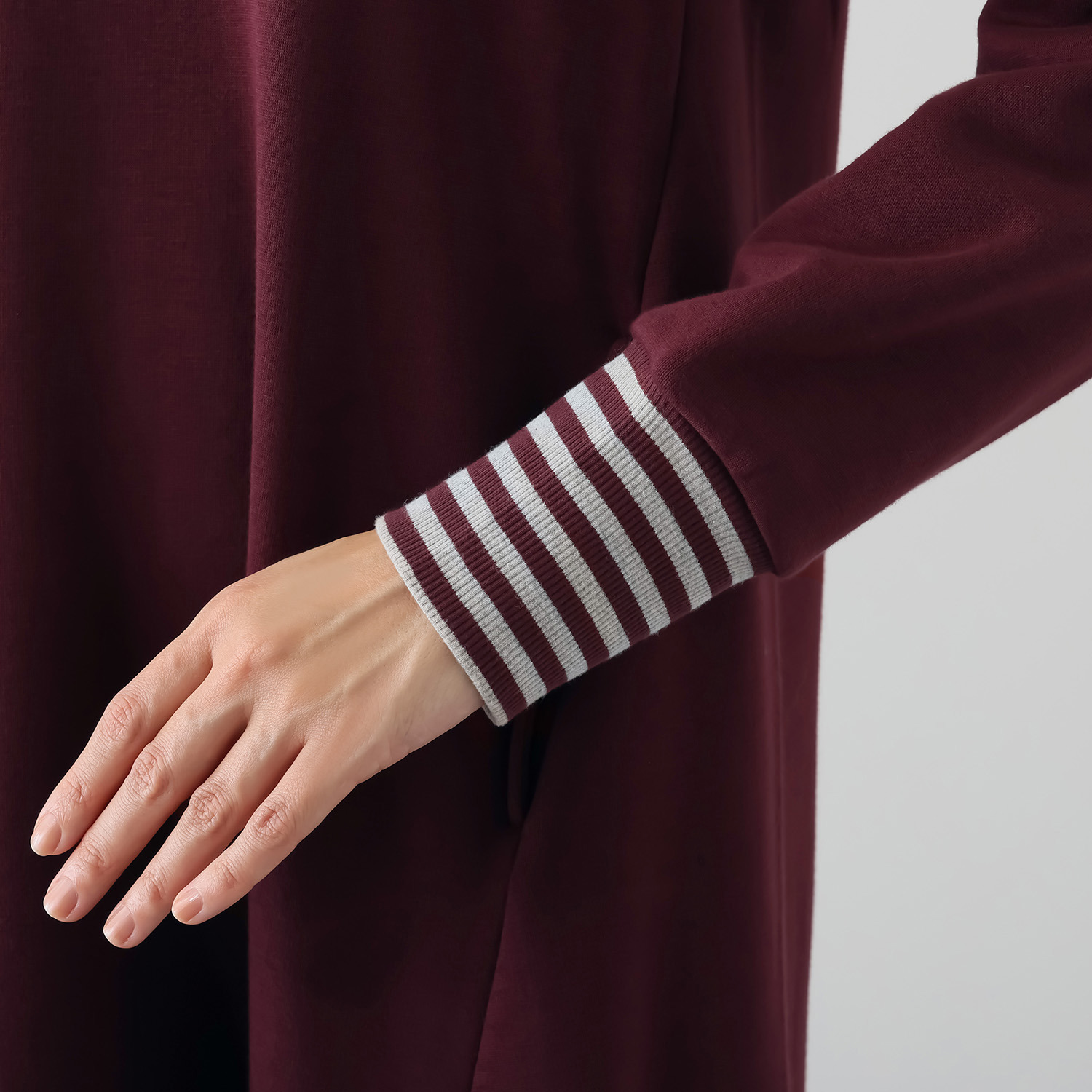 ゼラールスポーツ スーピマコットン混 裏起毛シャギー レイヤードデザイン フーディーワンピース