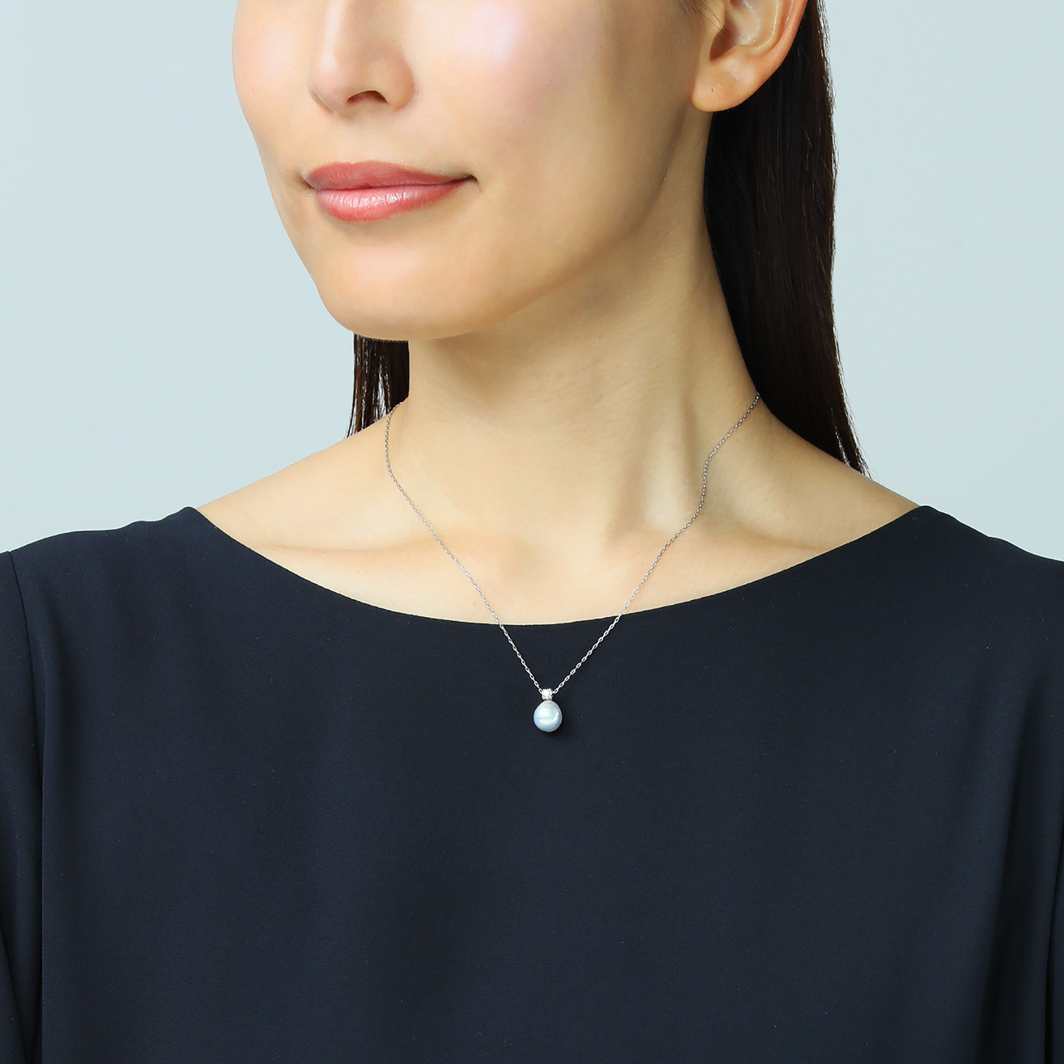 ブーレ シルバー 国産無調色 ナチュラルブルーグレー 大玉アコヤパール＆ＣＺ ペンダント