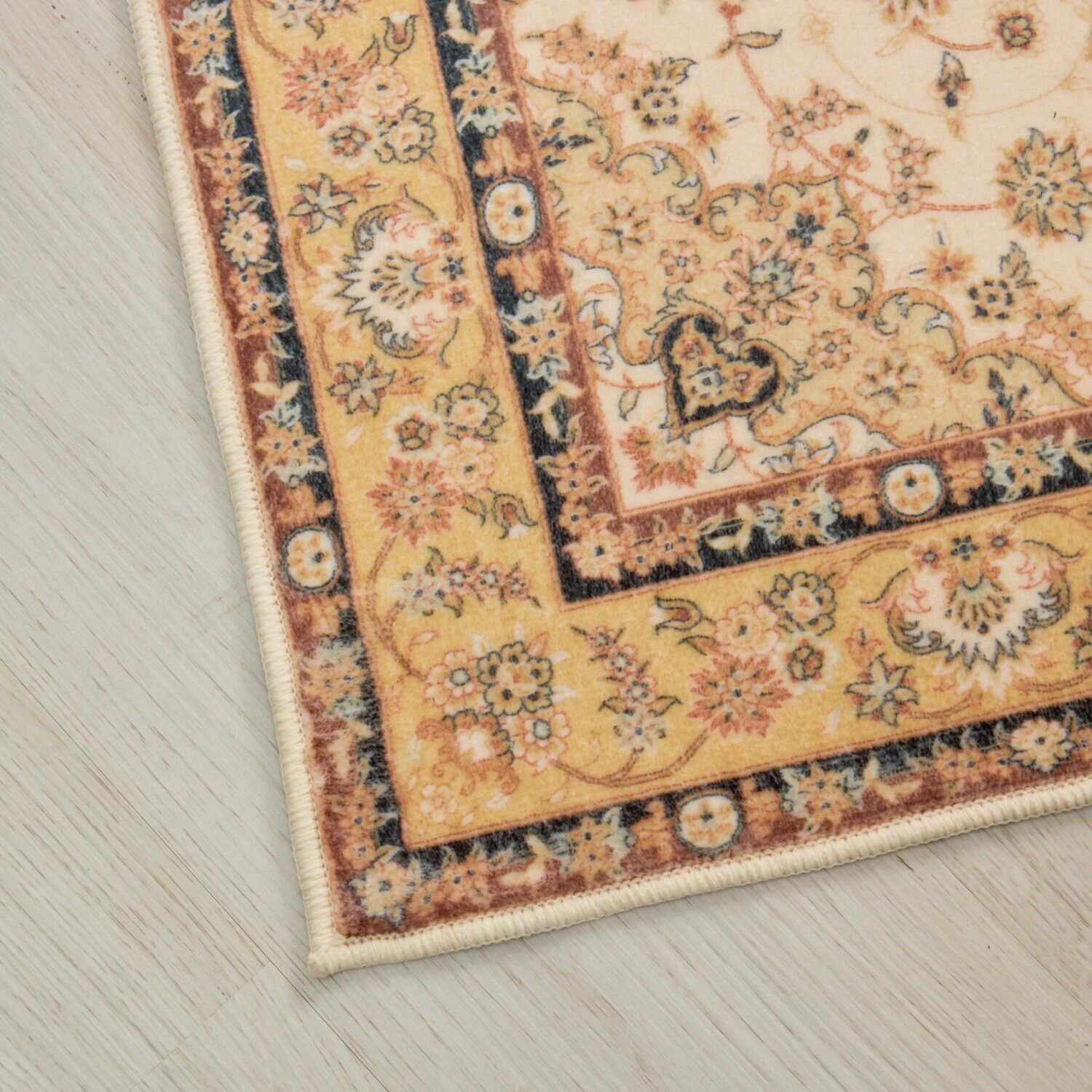 格調高い ペルシャンデザイン 手触りなめらか プルメイジュマット ＜６０×９０ｃｍ＞