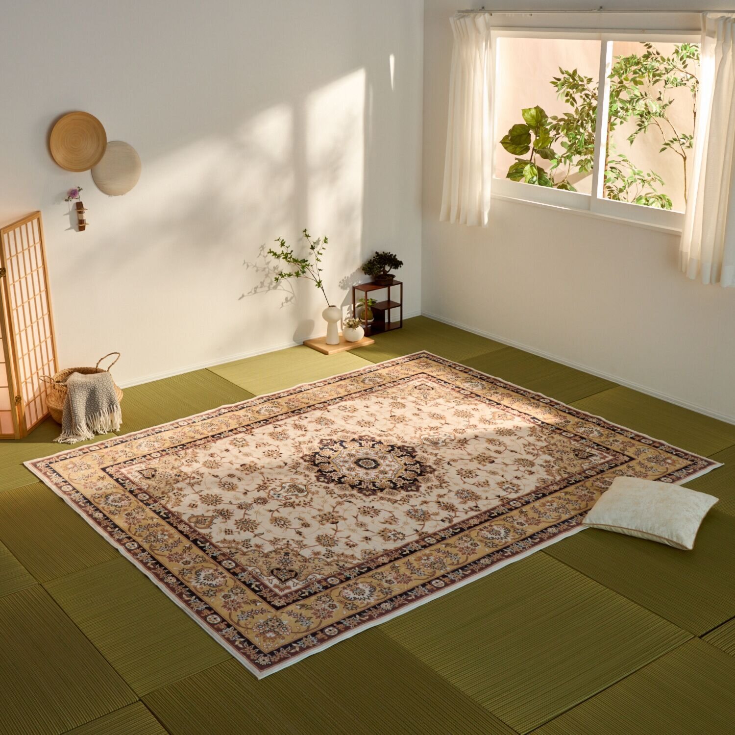 格調高い ペルシャンデザイン 手触りなめらか プルメイジュカーペット ＜２００×２５０ｃｍ＞